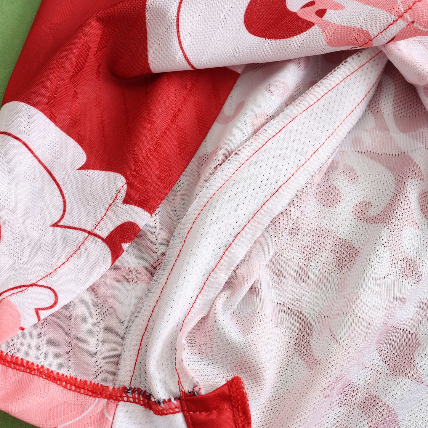 Manchester United 2024/25 Pink Waves Jersey - Special Edition
