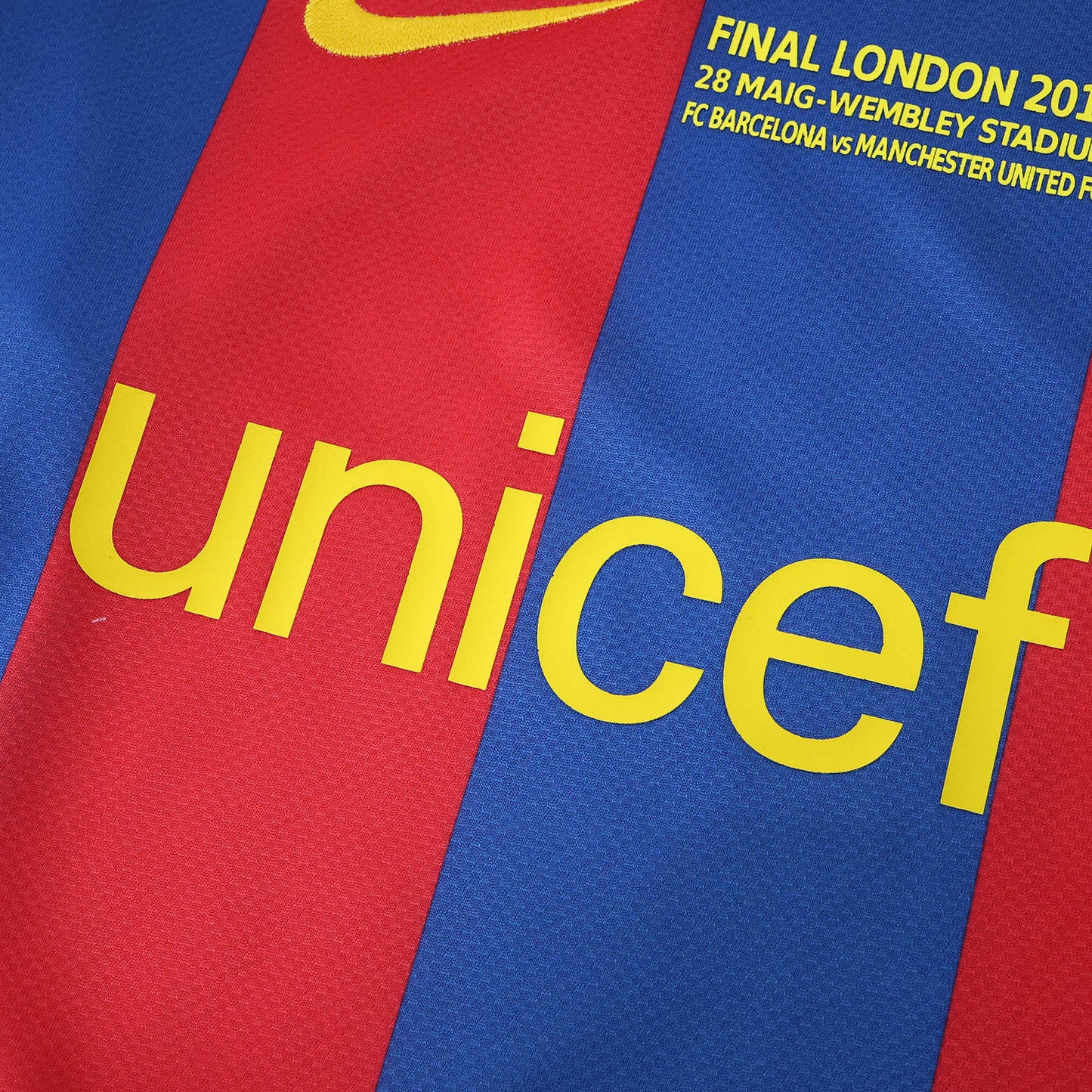 FC Barcelona 2010/11 Longsleeved Home Jersey - Retro Edition