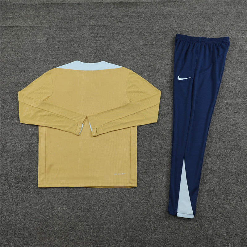 France 2024/25 Training Tracksuit (Gold)