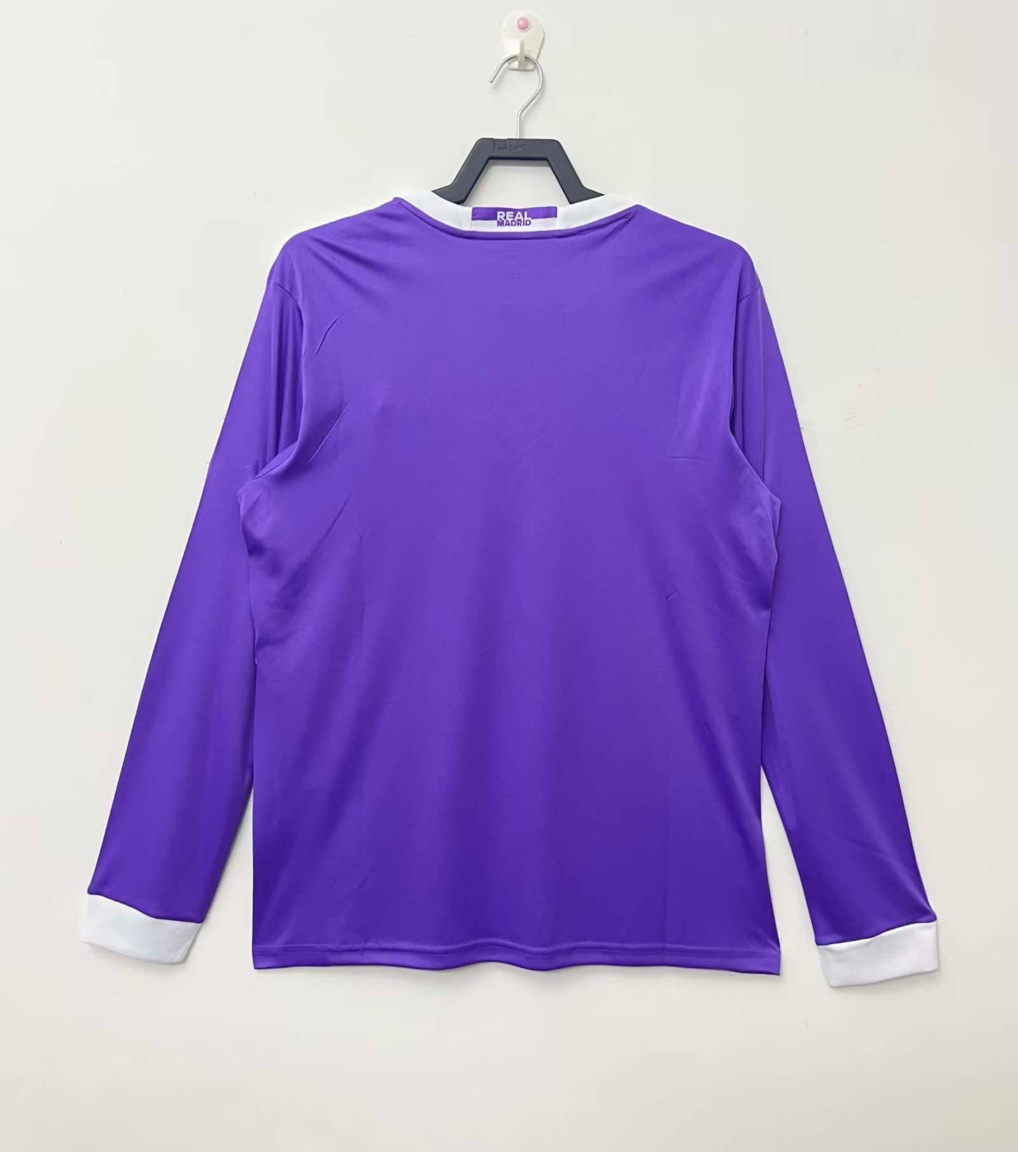 Real Madrid 2016/17 Longsleeved Away Jersey - Retro Edition