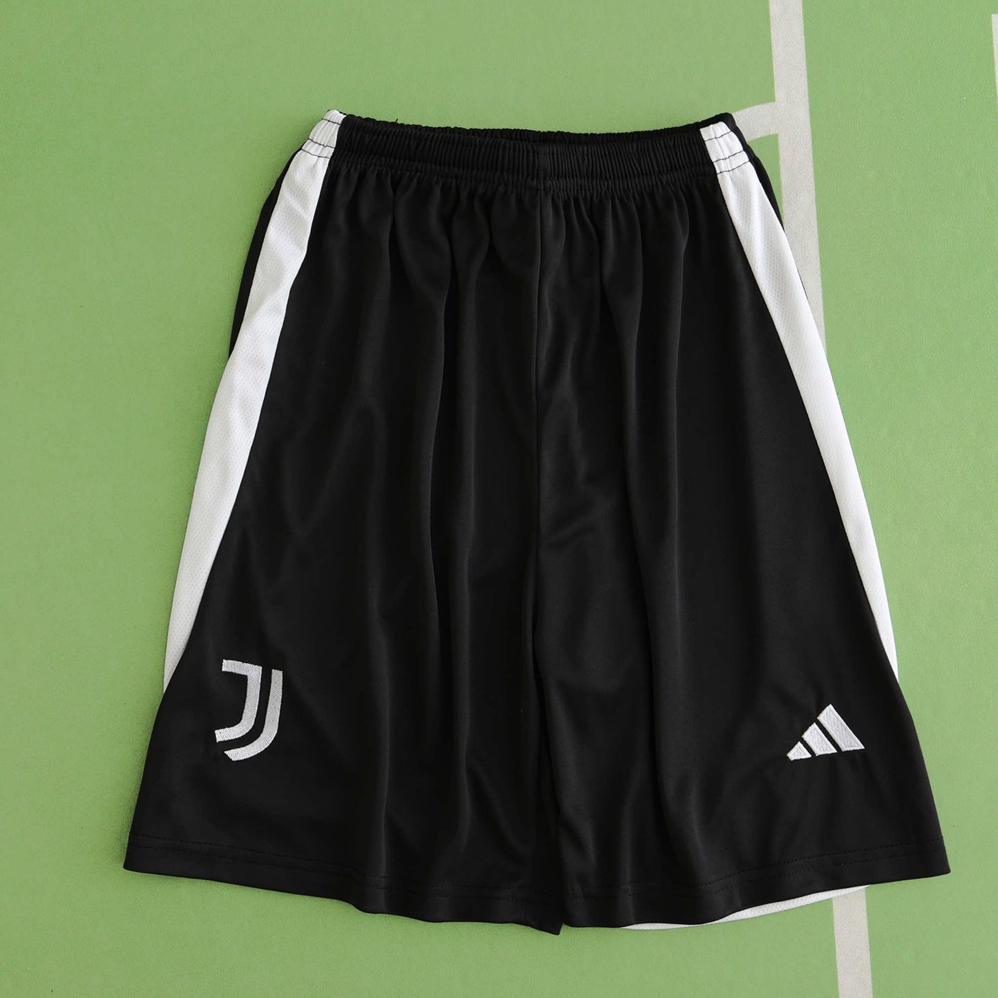 Juventus 2024/25 Home Kit - Fan Edition (Kids) - The Jersey Vault