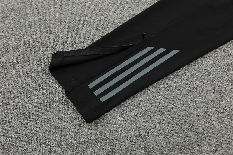 Italy 2024/25 Training Tracksuit (Black)
