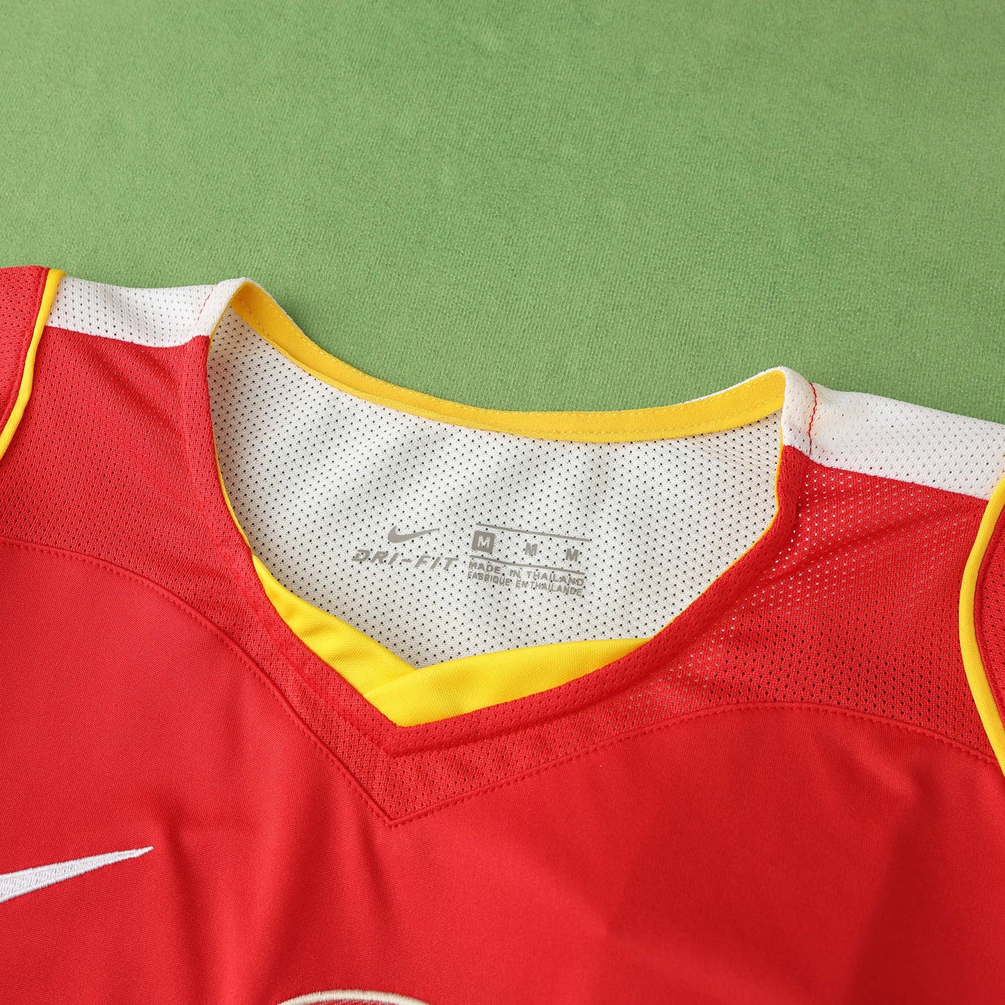 Arsenal 2004/05 Home Jersey - Retro Edition