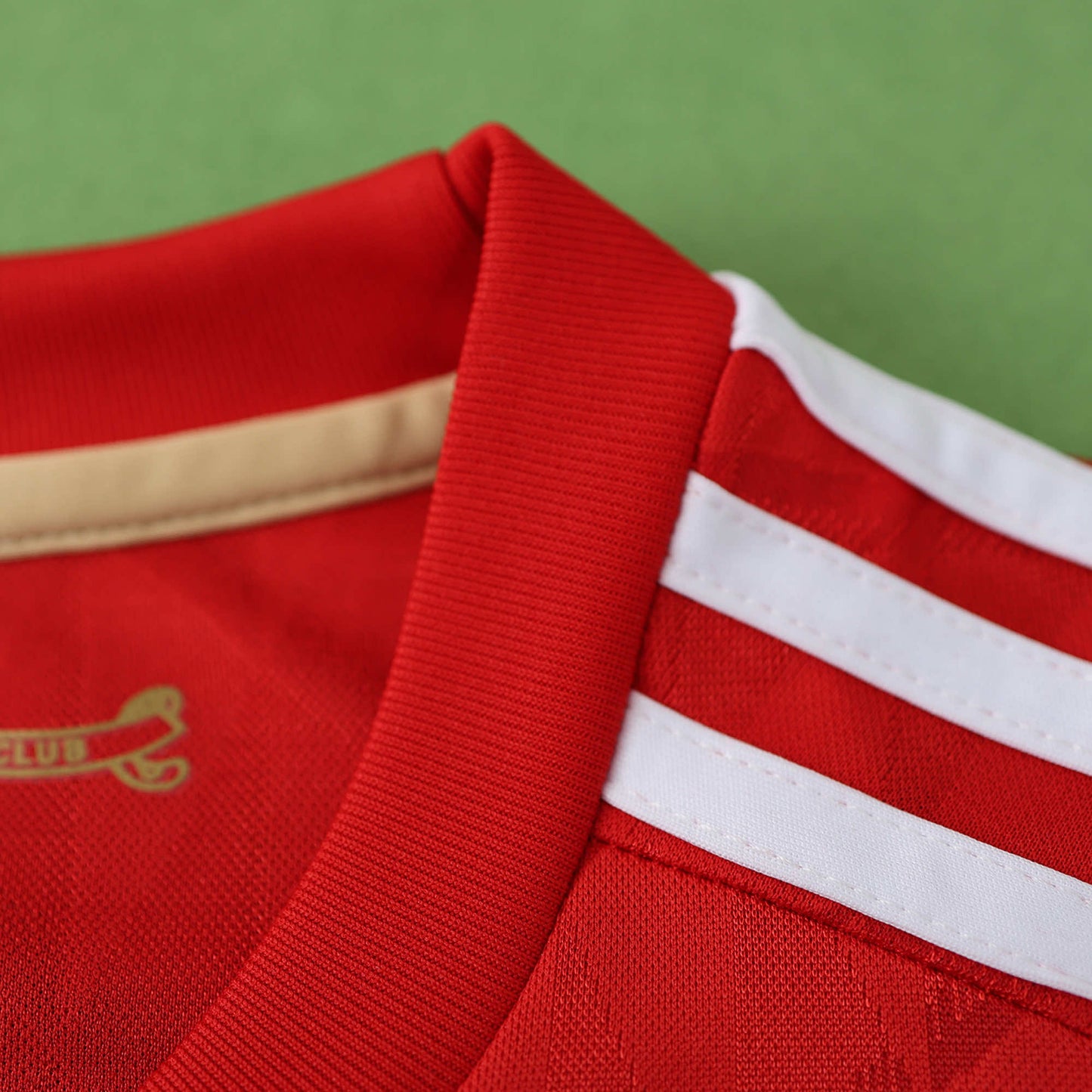 Liverpool 2010/11 Home Jersey - Retro Edition