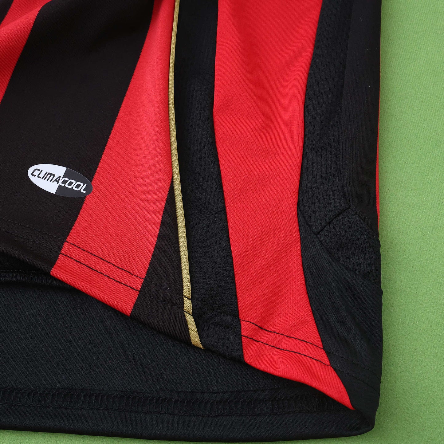AC Milan 2006/07 Home Kits - Retro Edition (Kids)