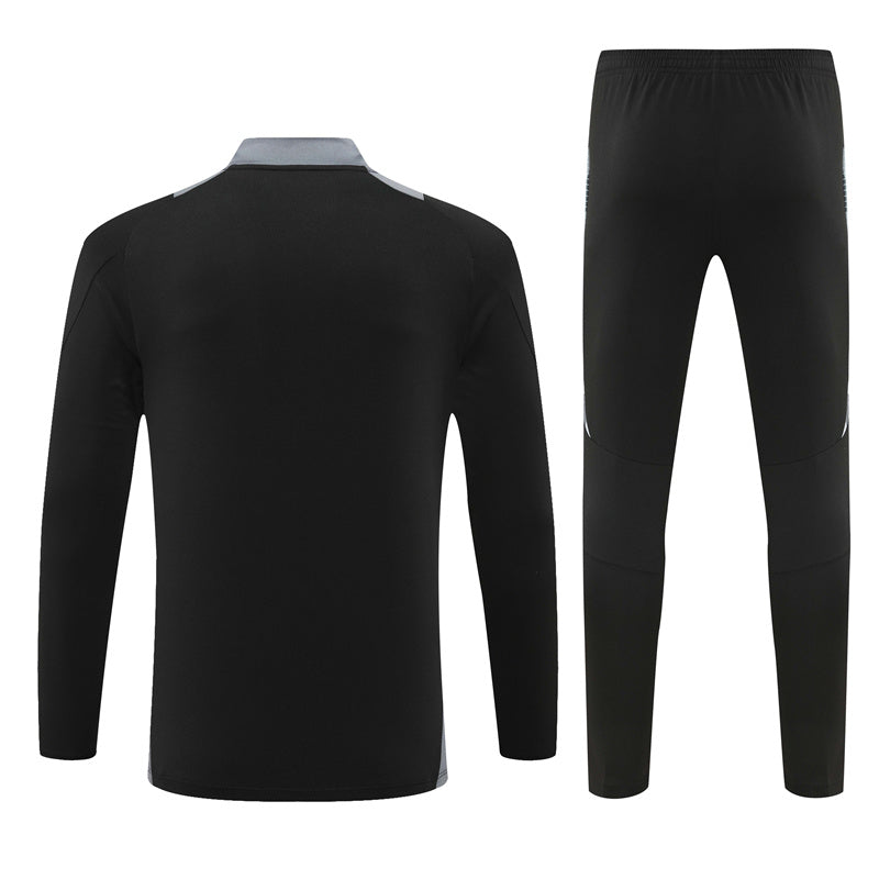 Italy 2024/25 Training Tracksuit (Black)