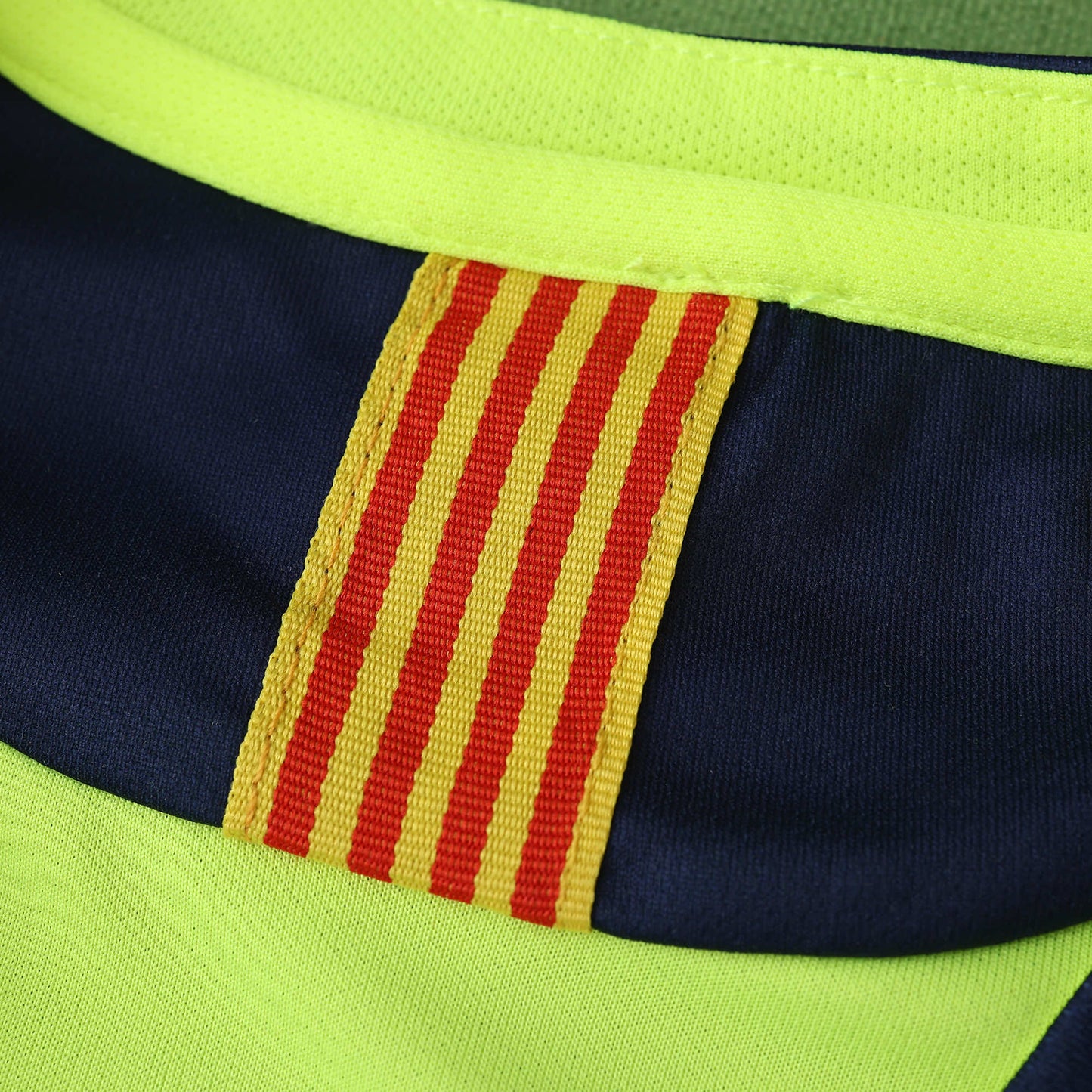 FC Barcelona 2005/06 Away Jersey - Retro Edition