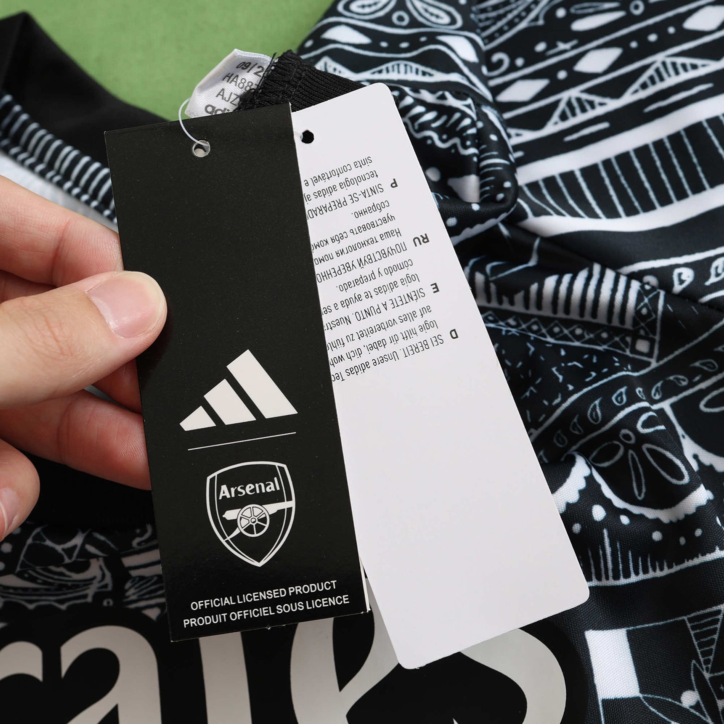 Arsenal 2024/25 Black Special Jersey - Fan Edition