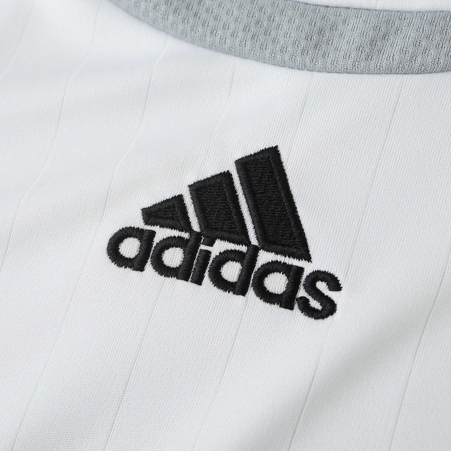 Real Madrid 2006/07 Home Jersey - Retro Edition - The Jersey Vault