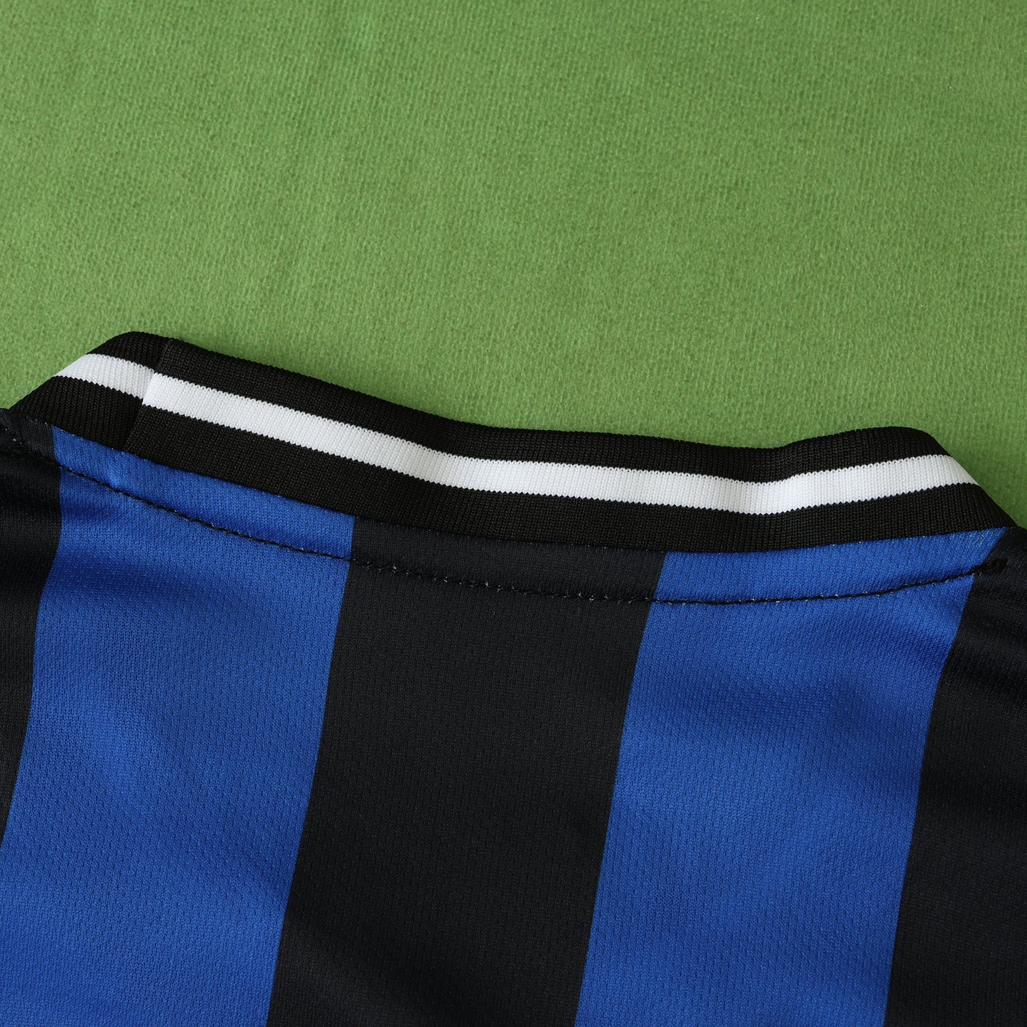 Inter Milan 2009/10 Home Kit - Retro Edition (Kids) - The Jersey Vault