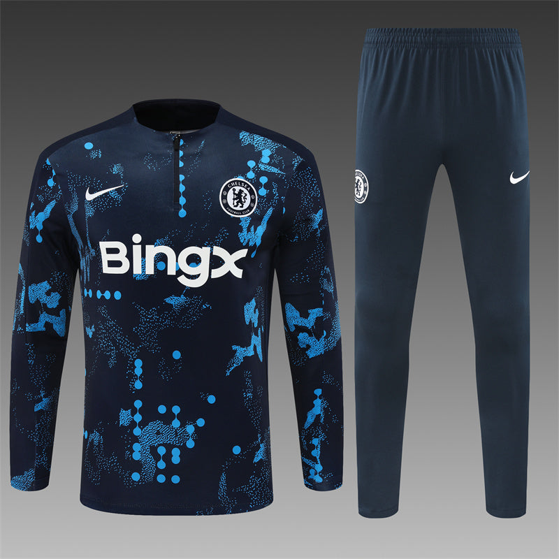 Chelsea 2024/25 Training Tracksuit (Black Glitch)