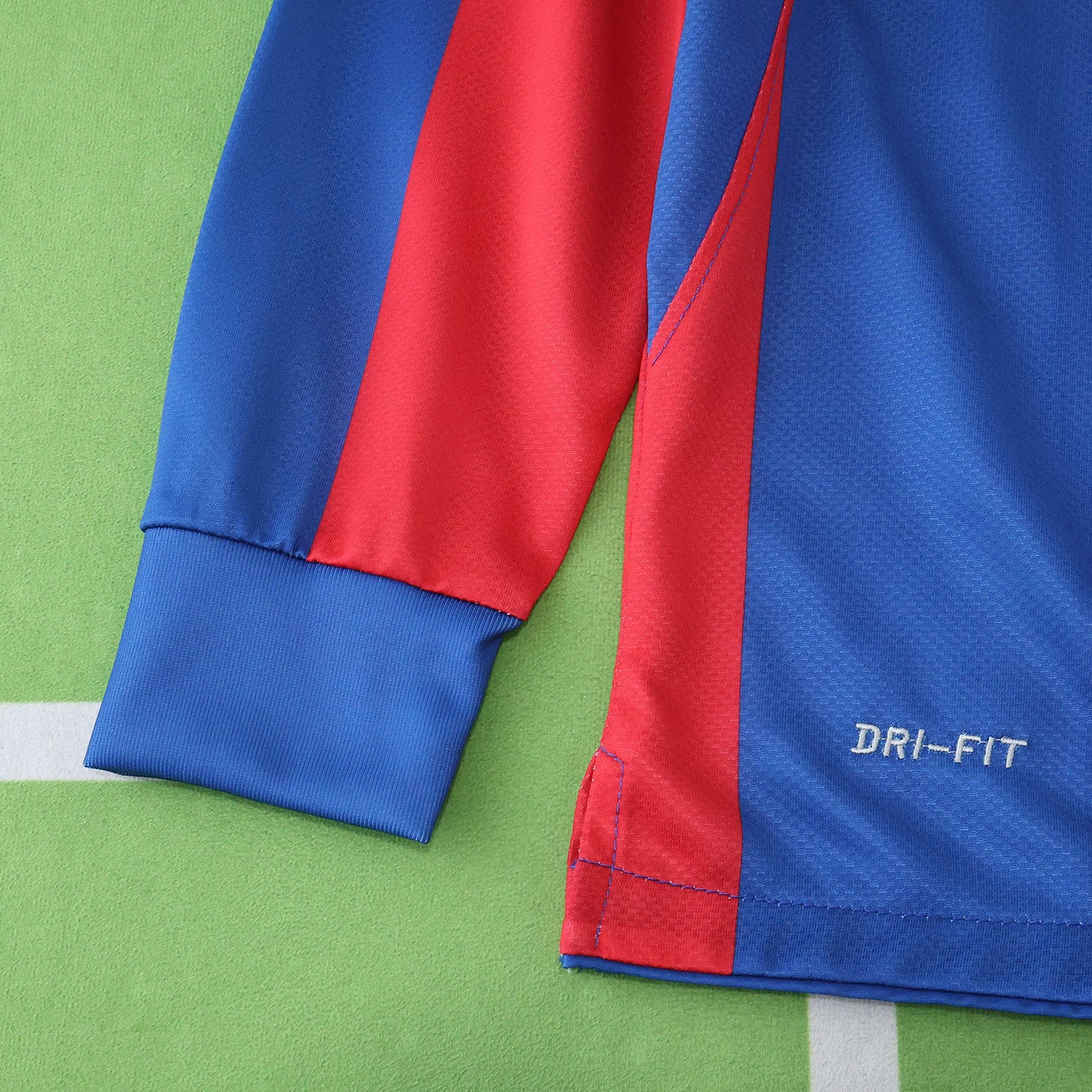 FC Barcelona 2010/11 Longsleeved Home Jersey - Retro Edition