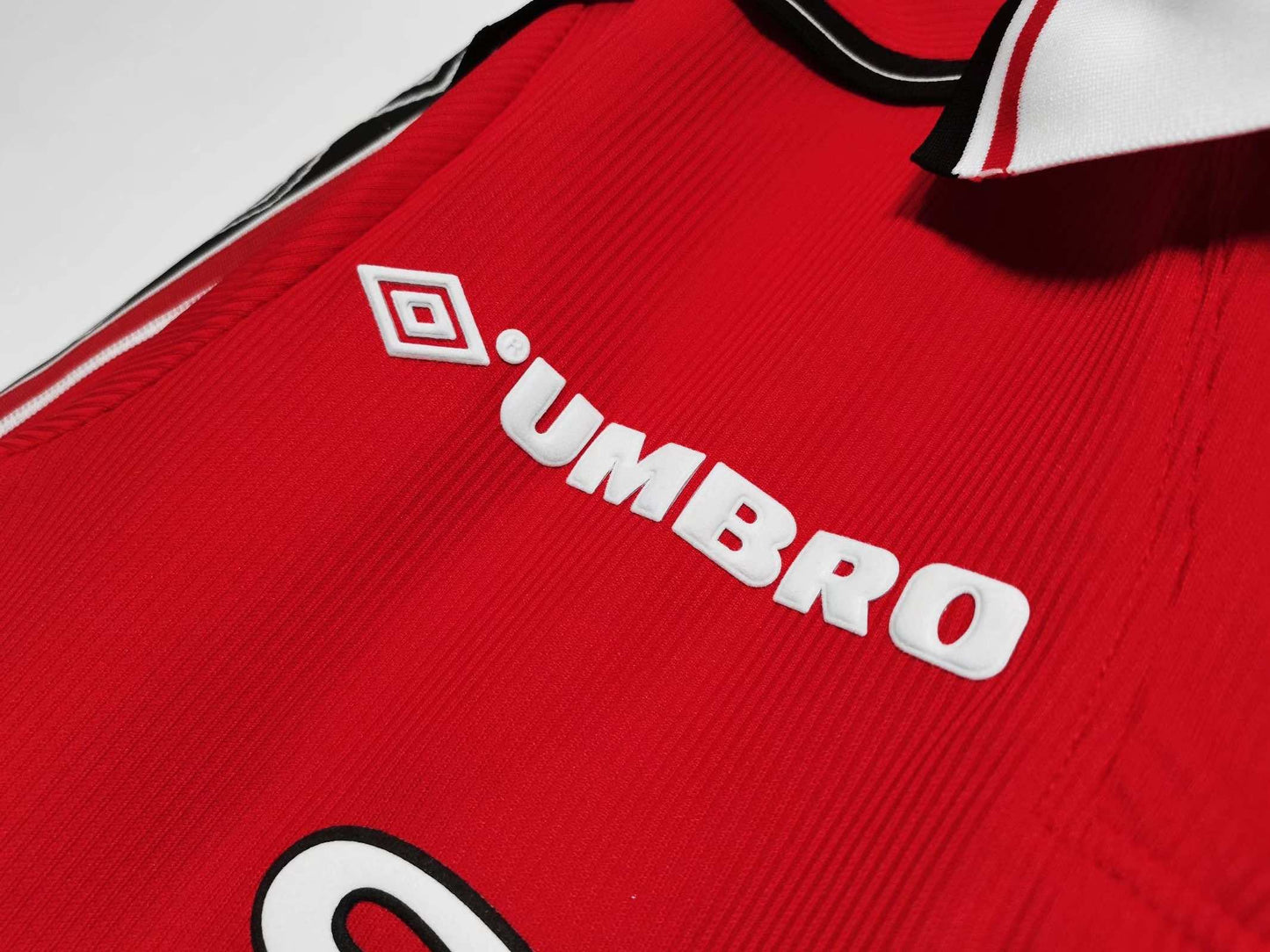 Manchester United 1998/99 Longsleeved Home Jersey - Retro Edition - The Jersey Vault