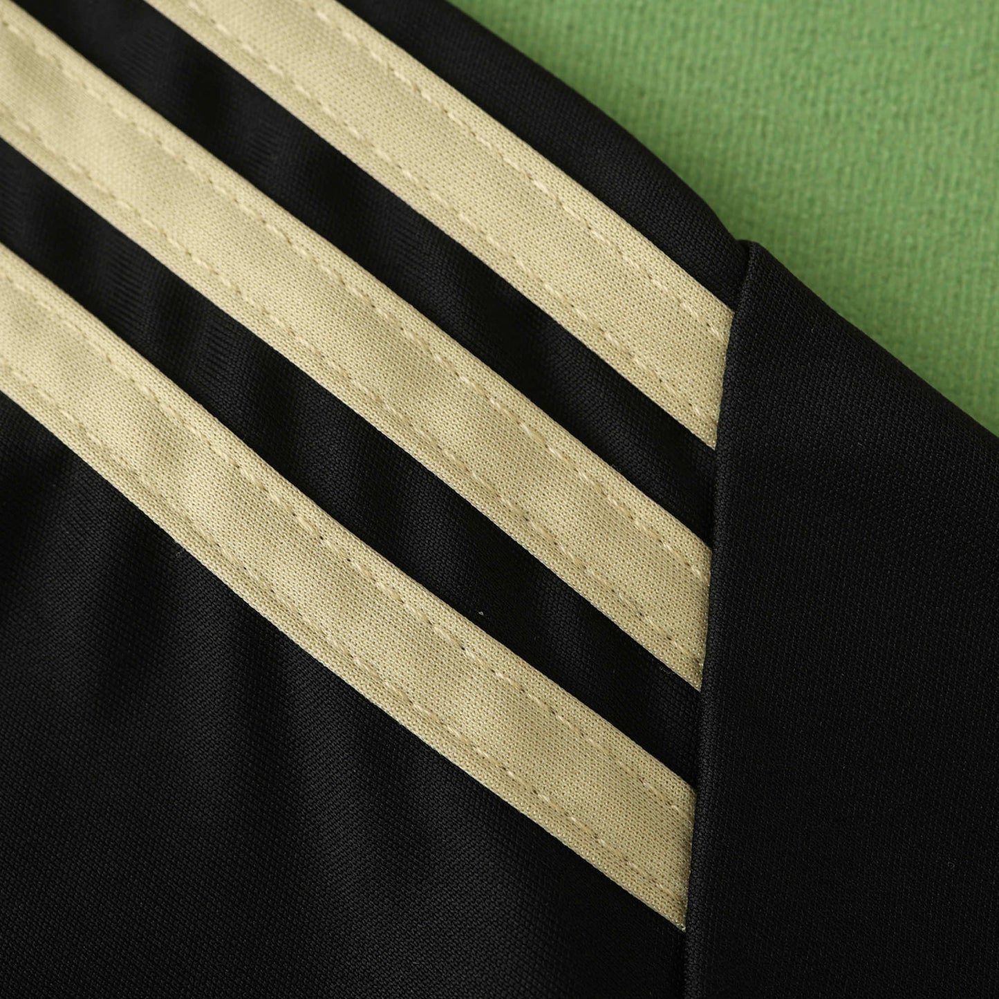Algeria 2024/25 Royal Gold Concept Jersey - Special Edition (black)