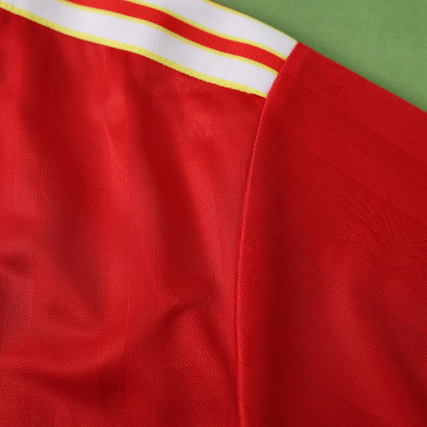 Liverpool 1985/86 Home Jersey - Retro Edition
