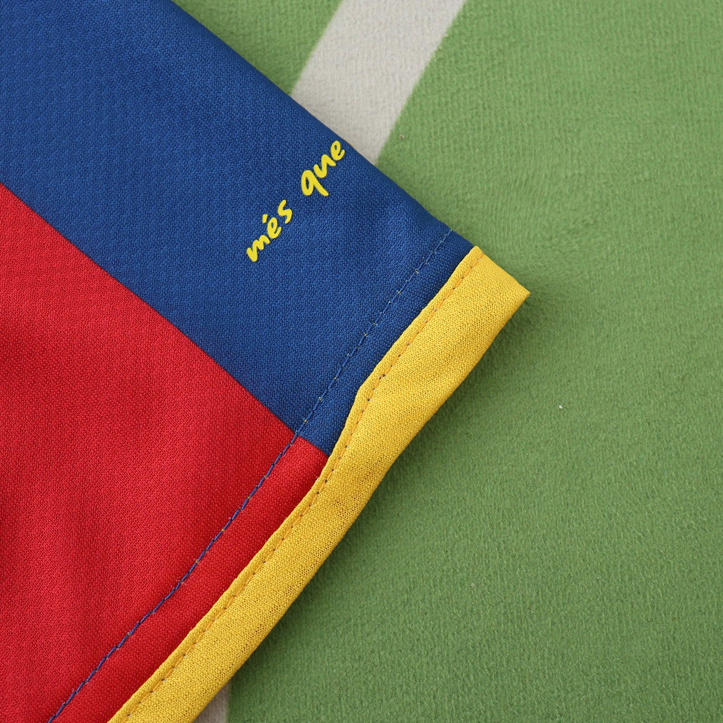 FC Barcelona 2010/11 Home Jersey - Retro Edition