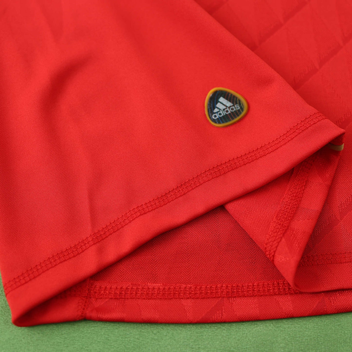 Liverpool 2010/11 Home Jersey - Retro Edition