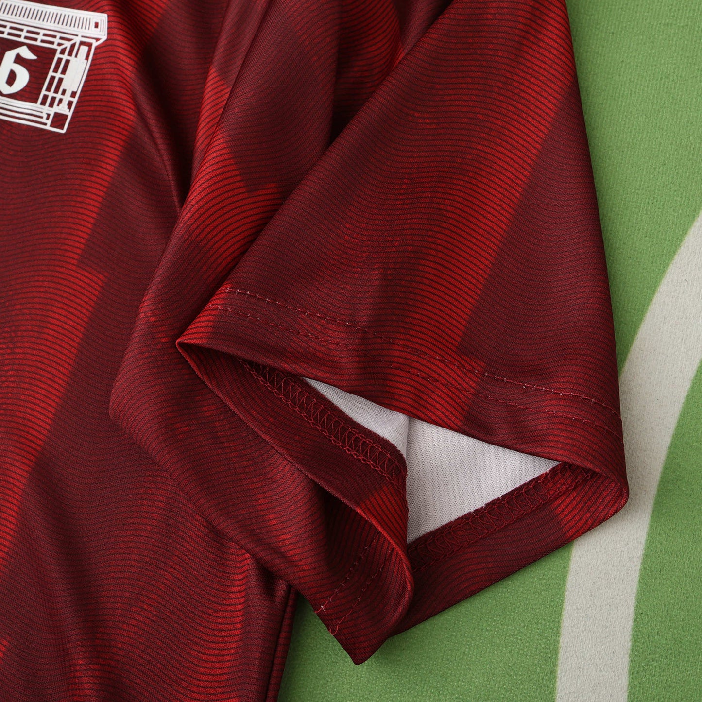 Arsenal 2024/25 Red Retro Jersey - Special Edition
