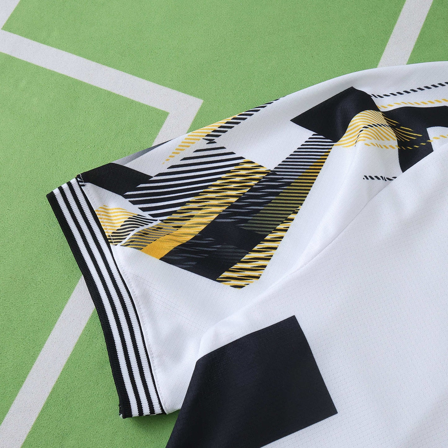 Real Madrid 2025/26 Concept Jersey - Special Edition - The Jersey Vault
