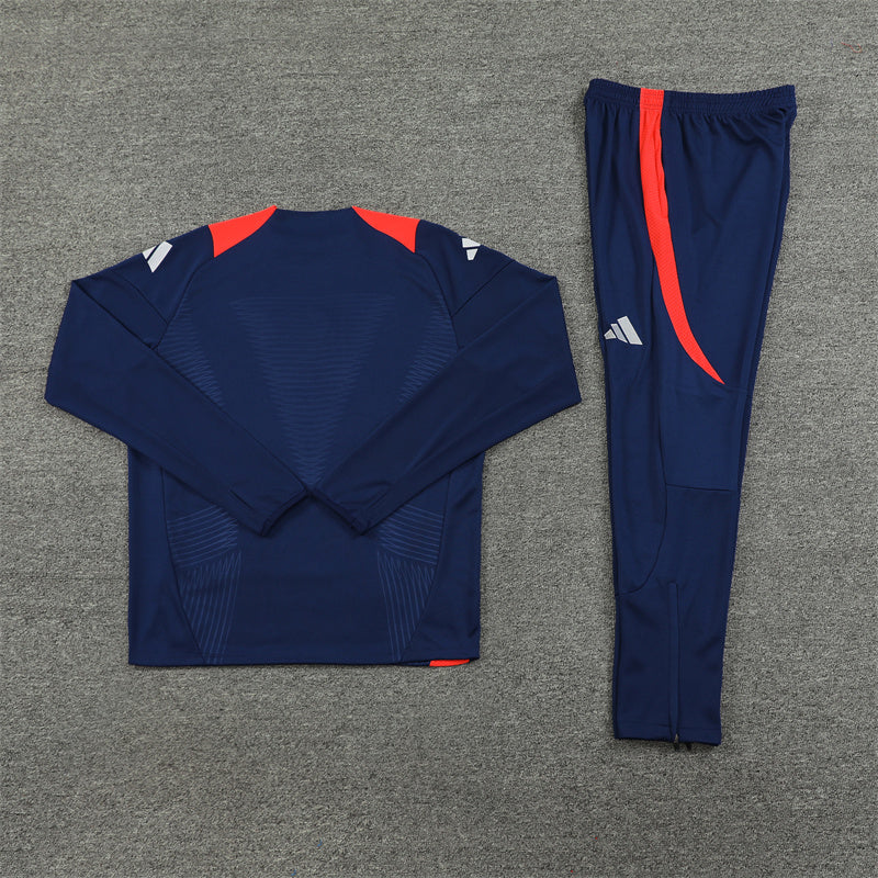 Manchester United 2024/25 Training Tracksuit (Navy and Red)