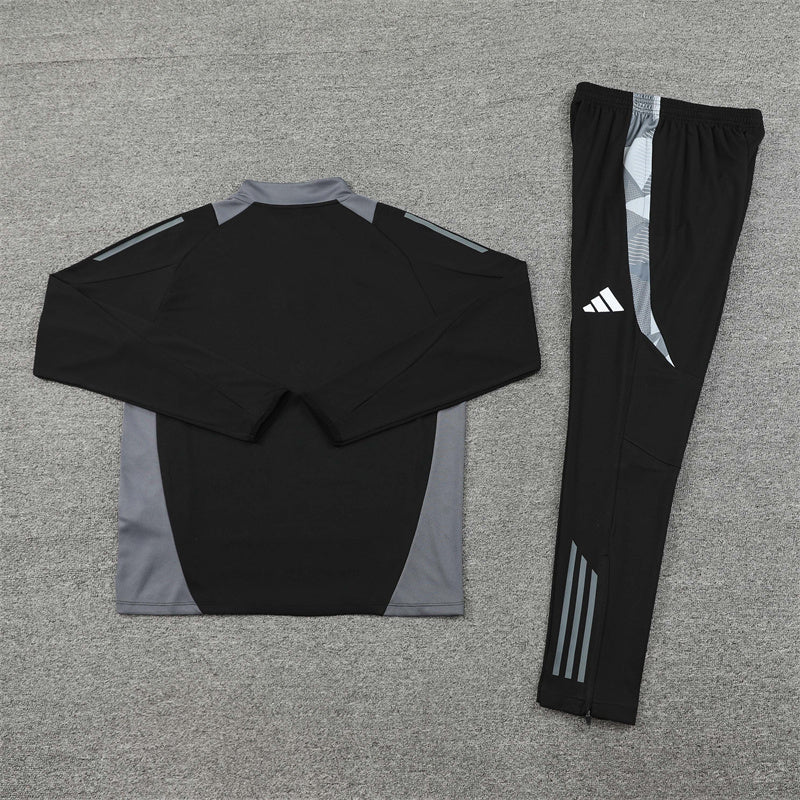 Italy 2024/25 Training Tracksuit (Black)