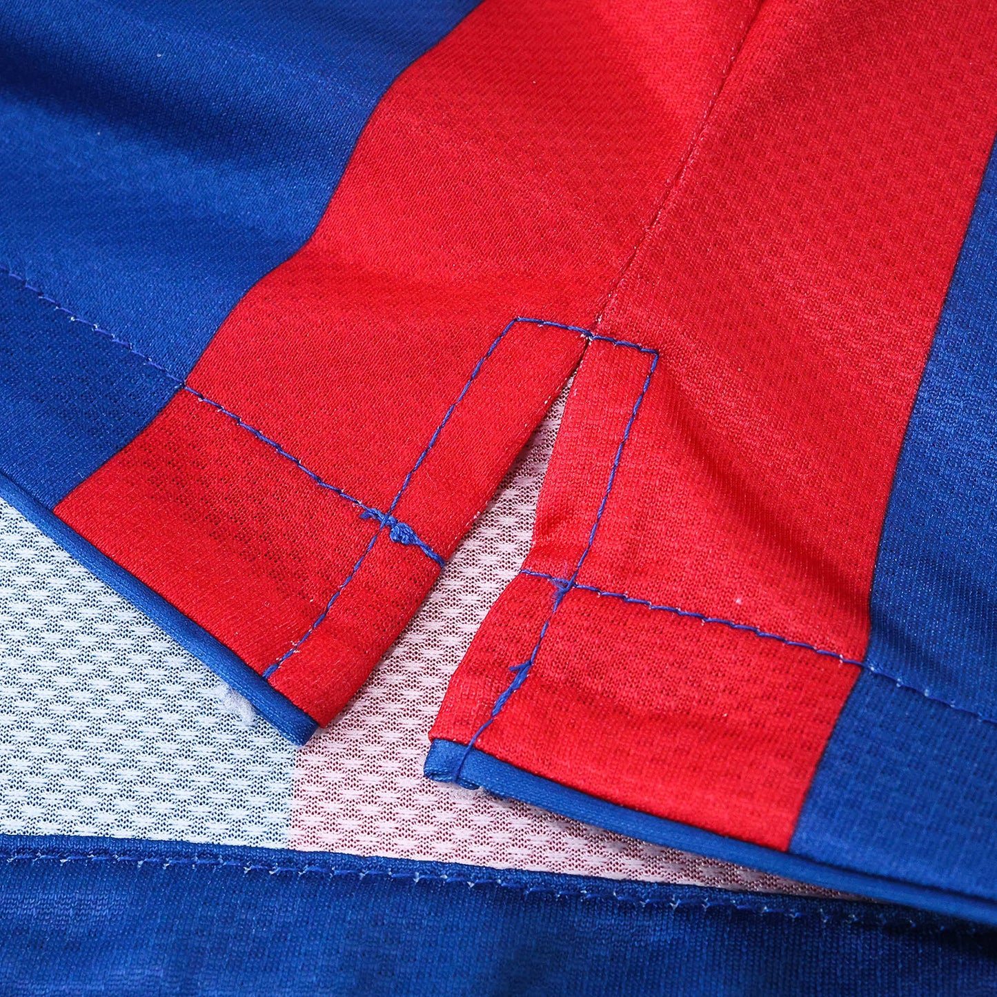 FC Barcelona 2010/11 Longsleeved Home Jersey - Retro Edition