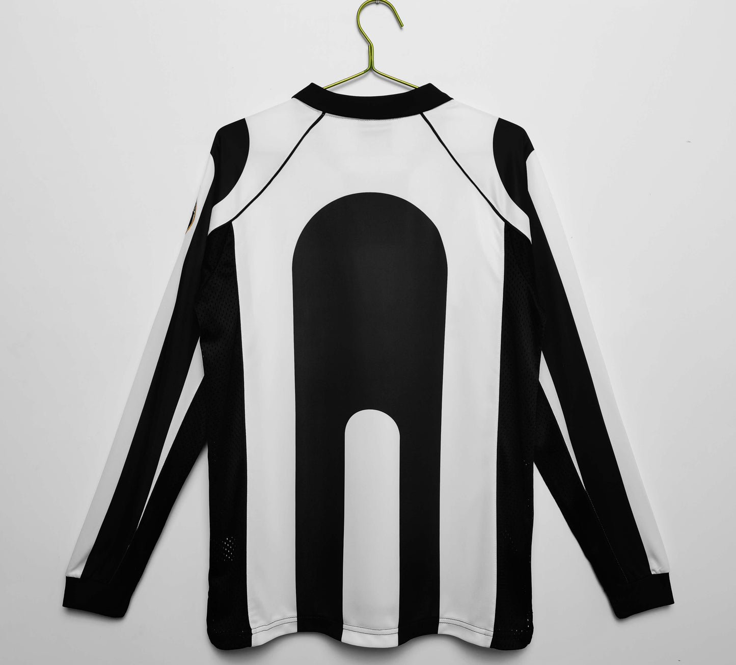 Juventus 1998/99 Longsleeved Home Jersey - Retro Edition - The Jersey Vault