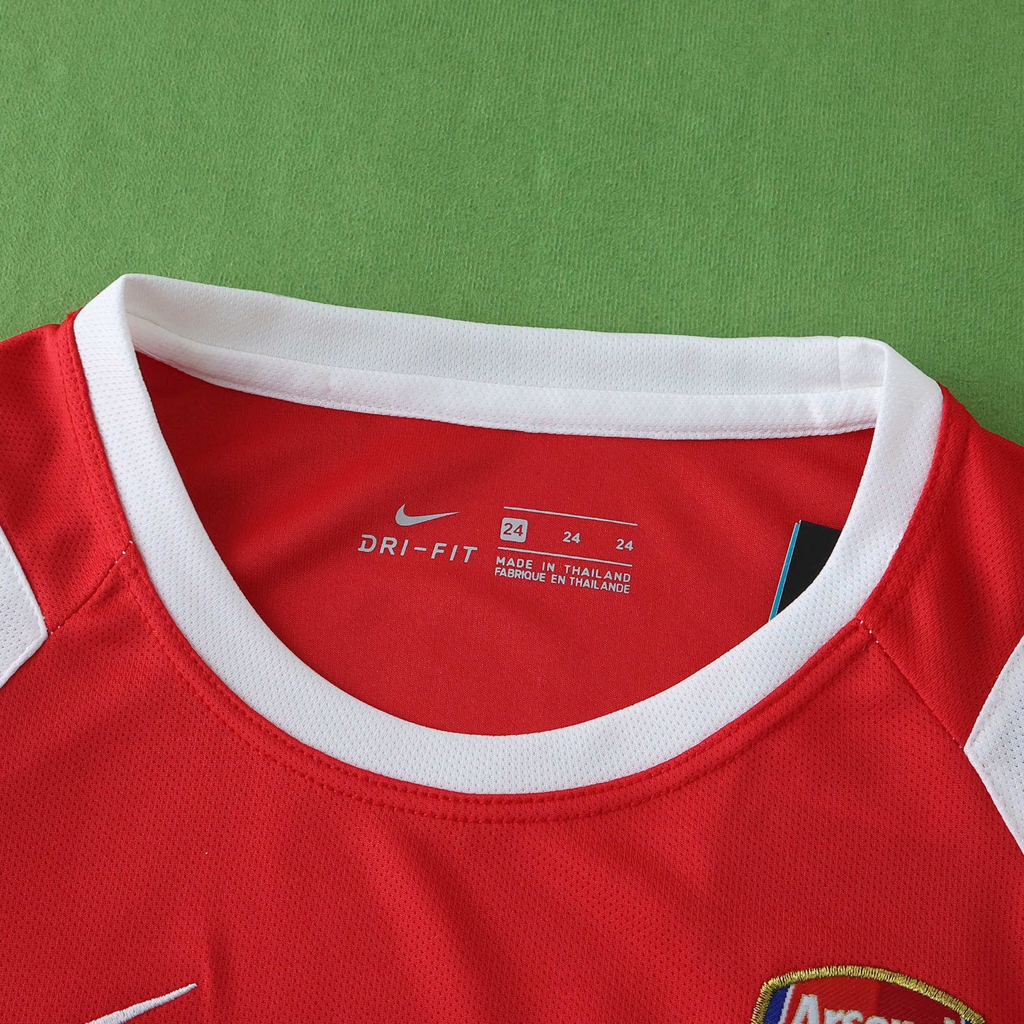 Arsenal 2004/05 Home Kit- Retro Edition (Kids)