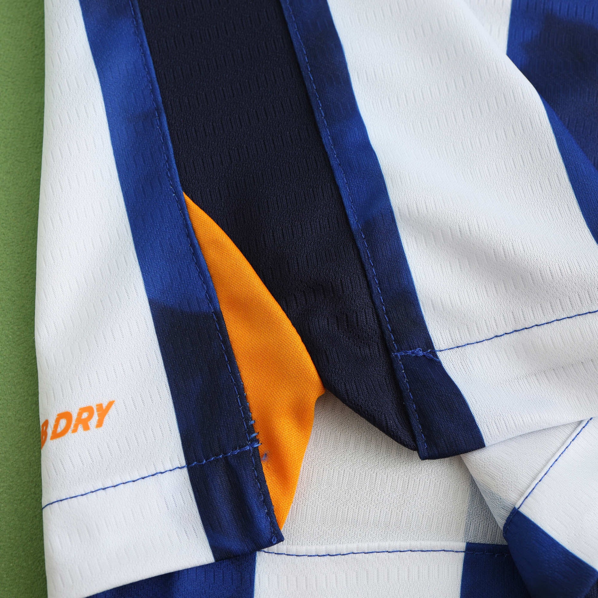 Porto 2024/25 Home Jersey - Fan Edition - The Jersey Vault