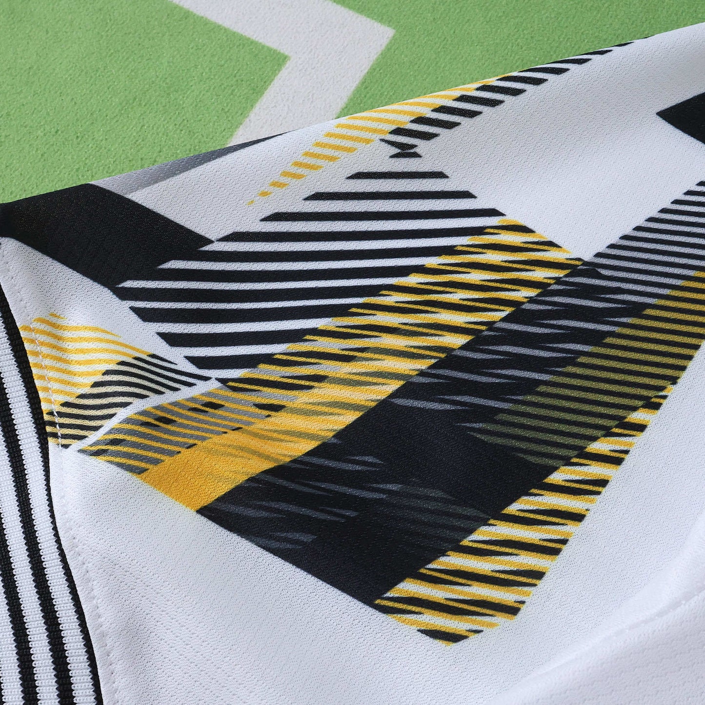 Real Madrid 2025/26 Concept Jersey - Special Edition - The Jersey Vault