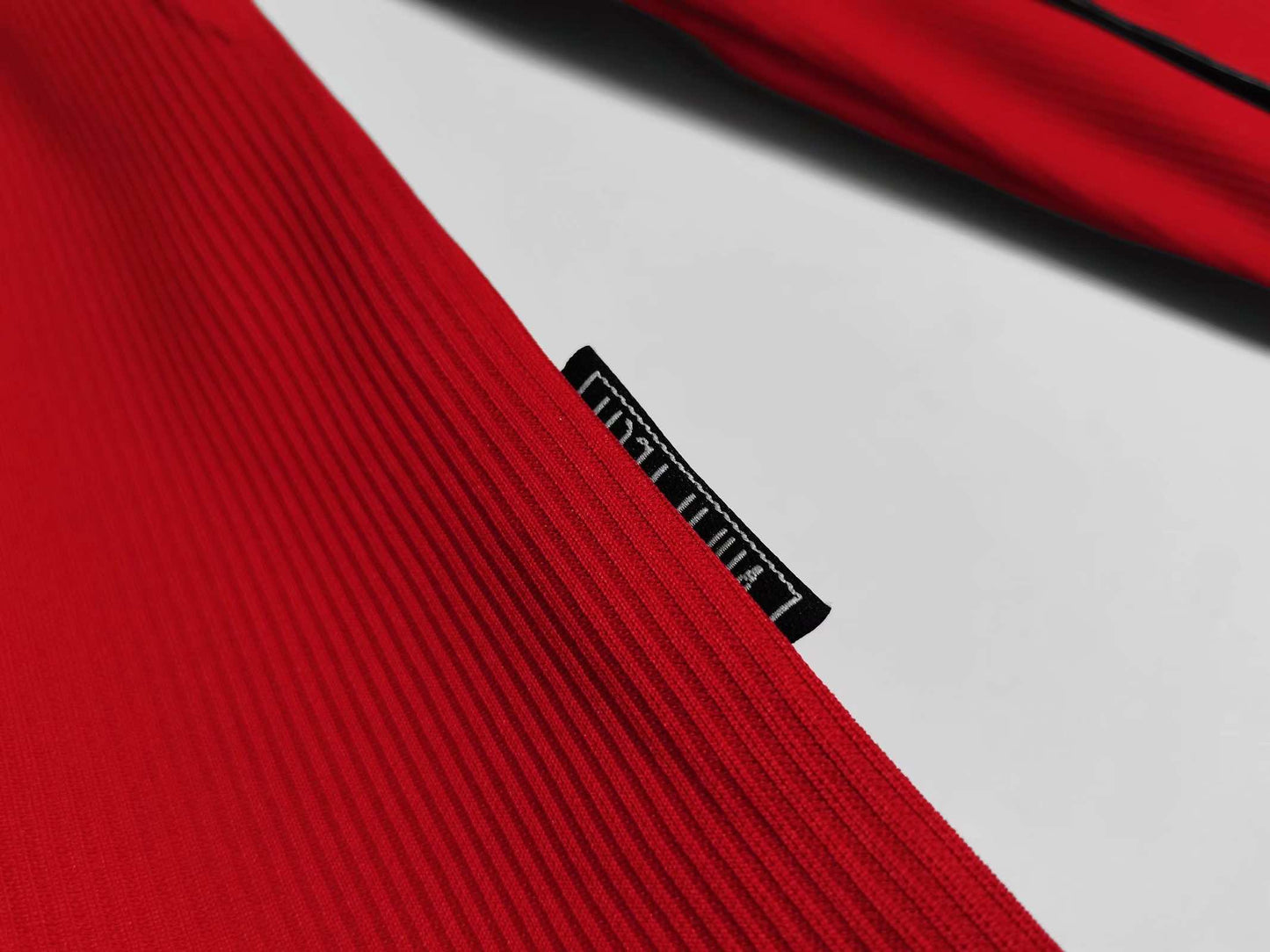 Manchester United 1998/99 Longsleeved Home Jersey - Retro Edition - The Jersey Vault