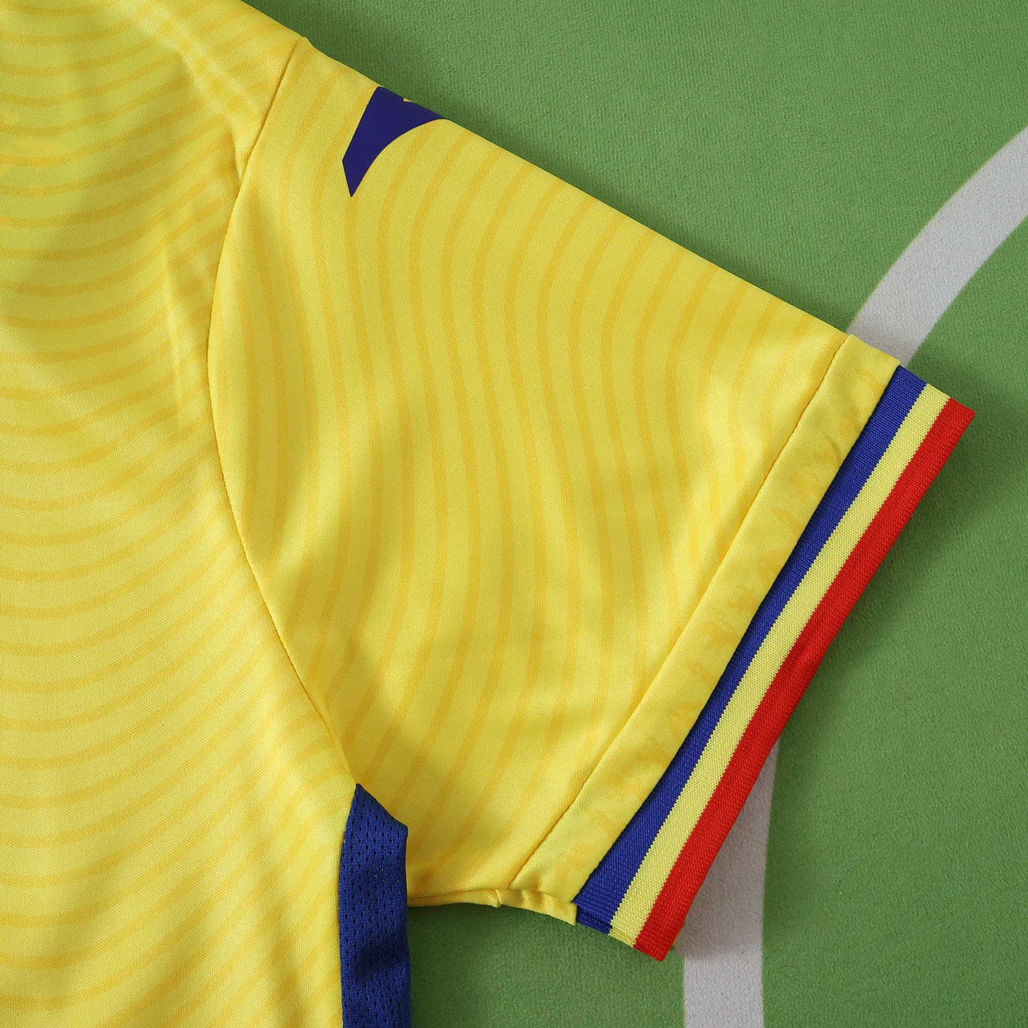 Romania 2025/26 Home Jersey - Fan Edition