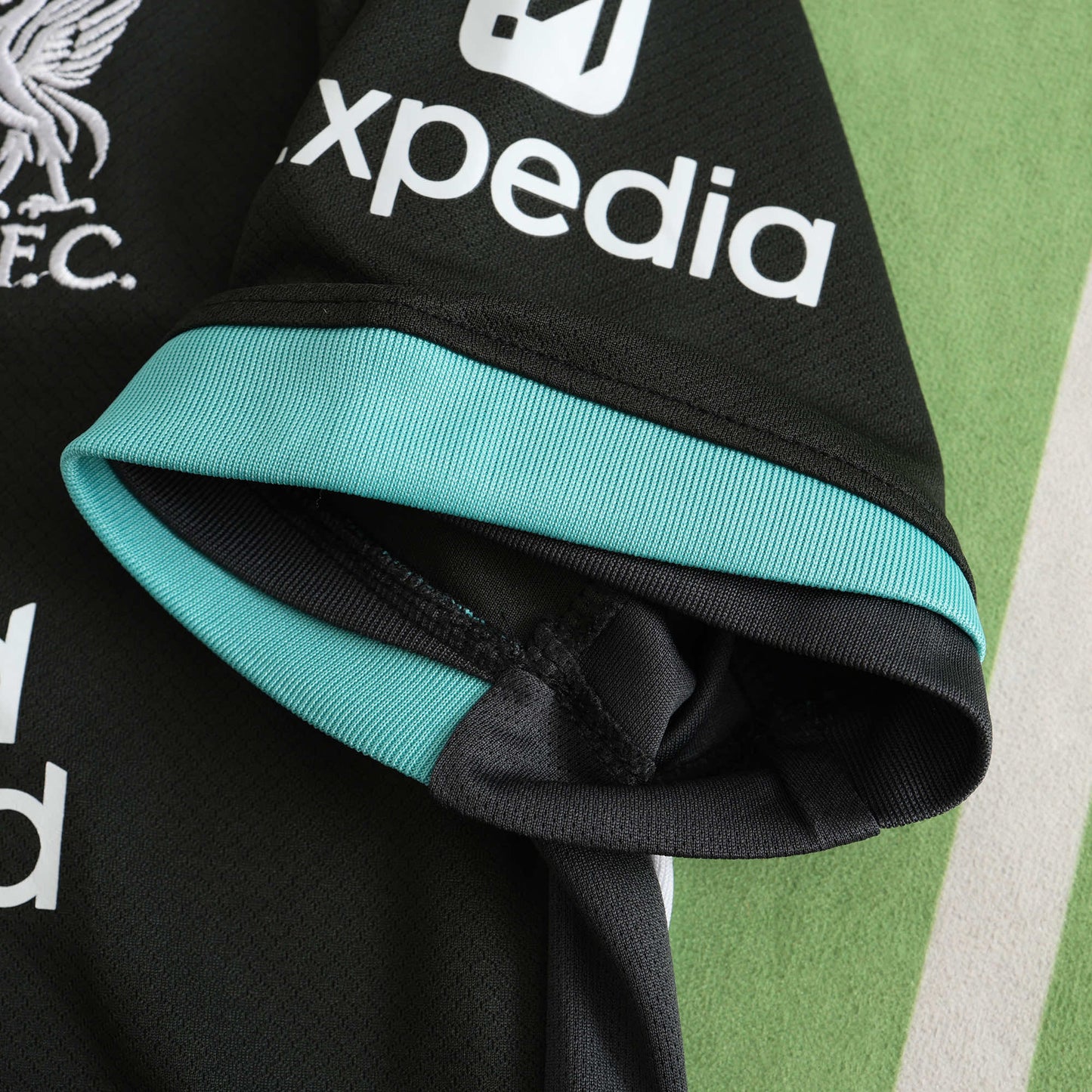 Liverpool 2024/25 Away Kit - Fan Edition (Kids)
