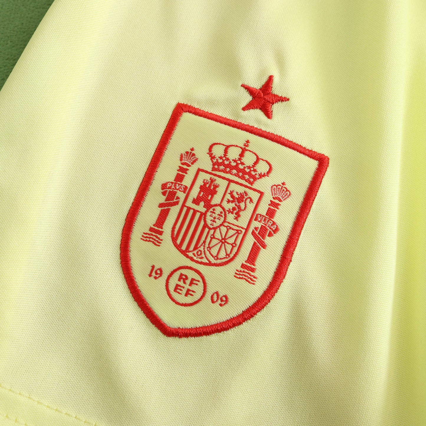 Spain 2024/25 Away Kit - Fan Edition (Kids) - The Jersey Vault