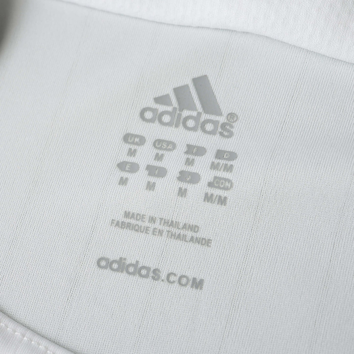 Real Madrid 2006/07 Home Jersey - Retro Edition - The Jersey Vault
