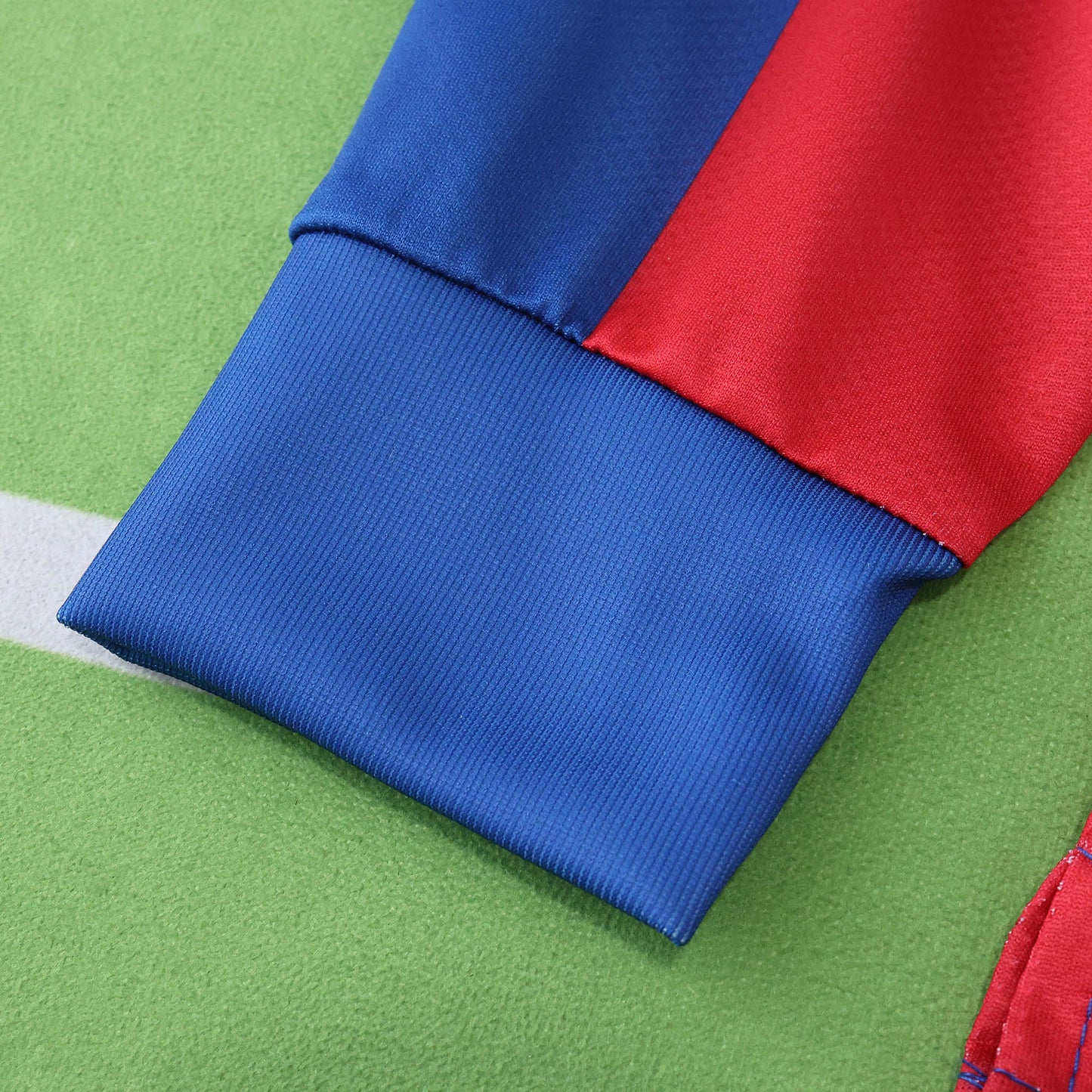 FC Barcelona 2010/11 Longsleeved Home Jersey - Retro Edition