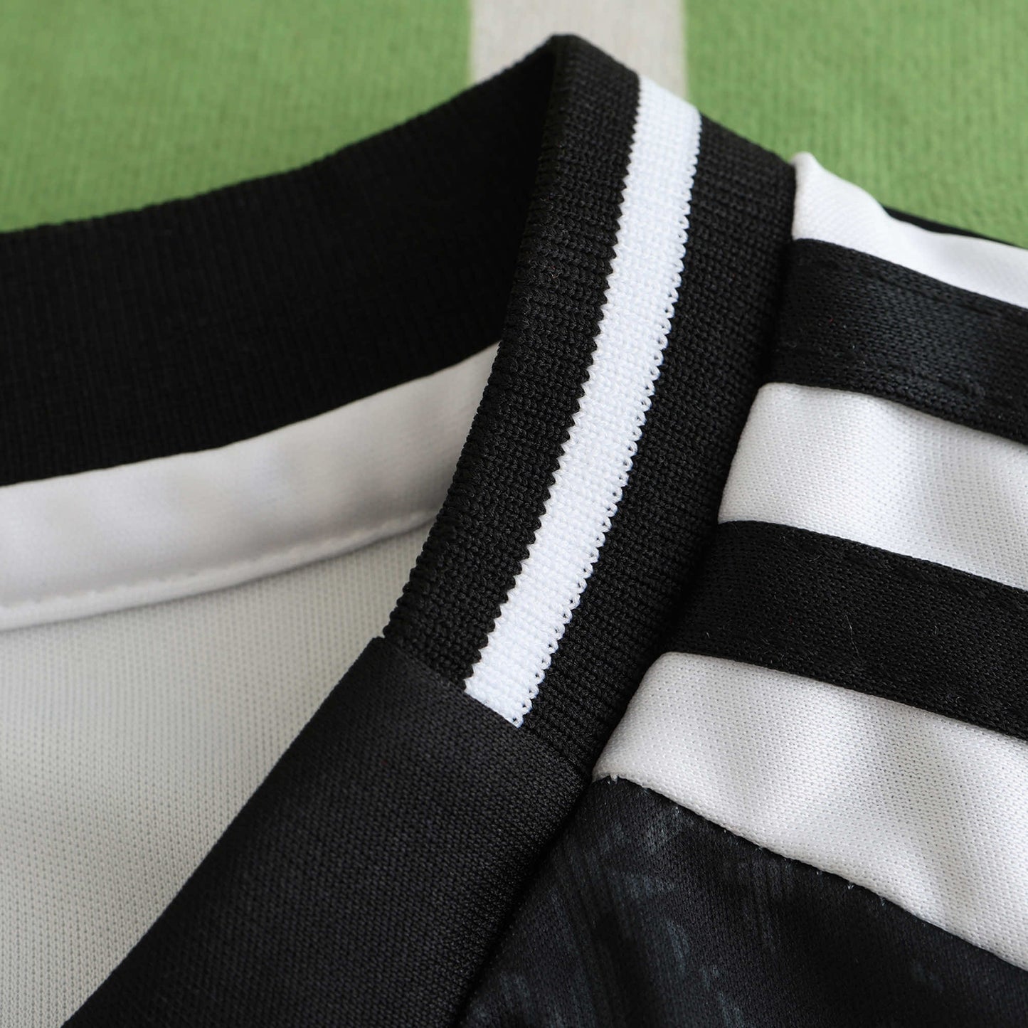 Juventus 2024/25 Home Kit - Fan Edition (Kids) - The Jersey Vault