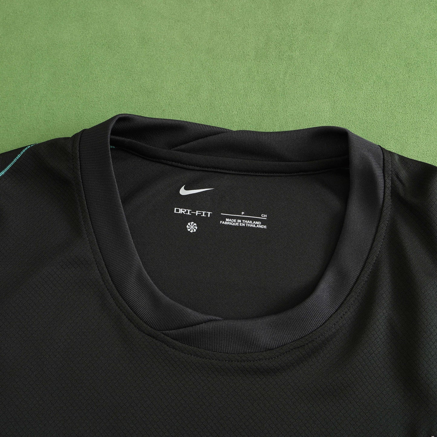 Liverpool 2024/25 Away Jersey - Fan Edition