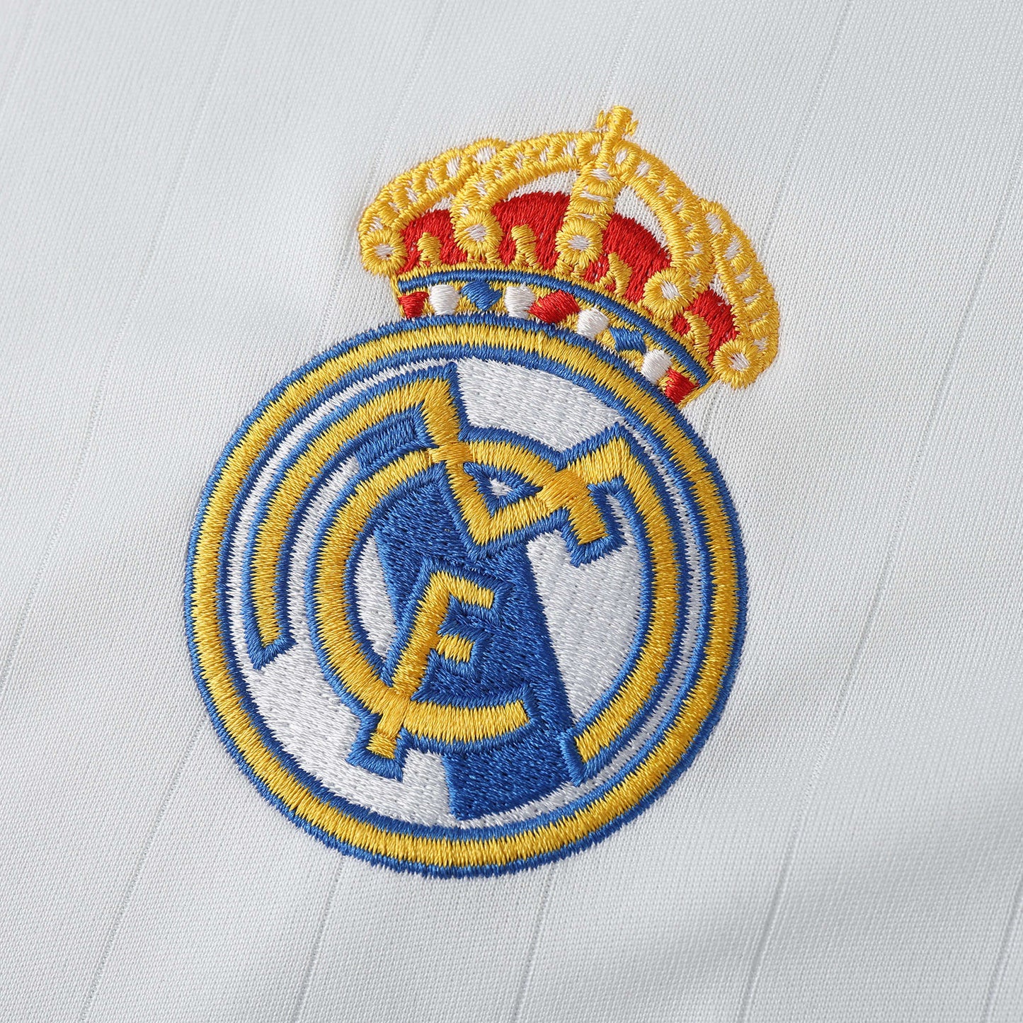 Real Madrid 2006/07 Home Jersey - Retro Edition - The Jersey Vault