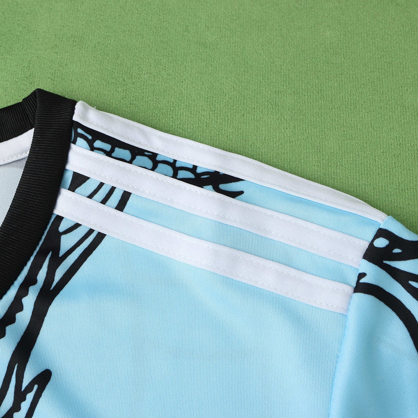 Real Madrid 2024/25 Sapphire Dragon Jersey - Special Edition