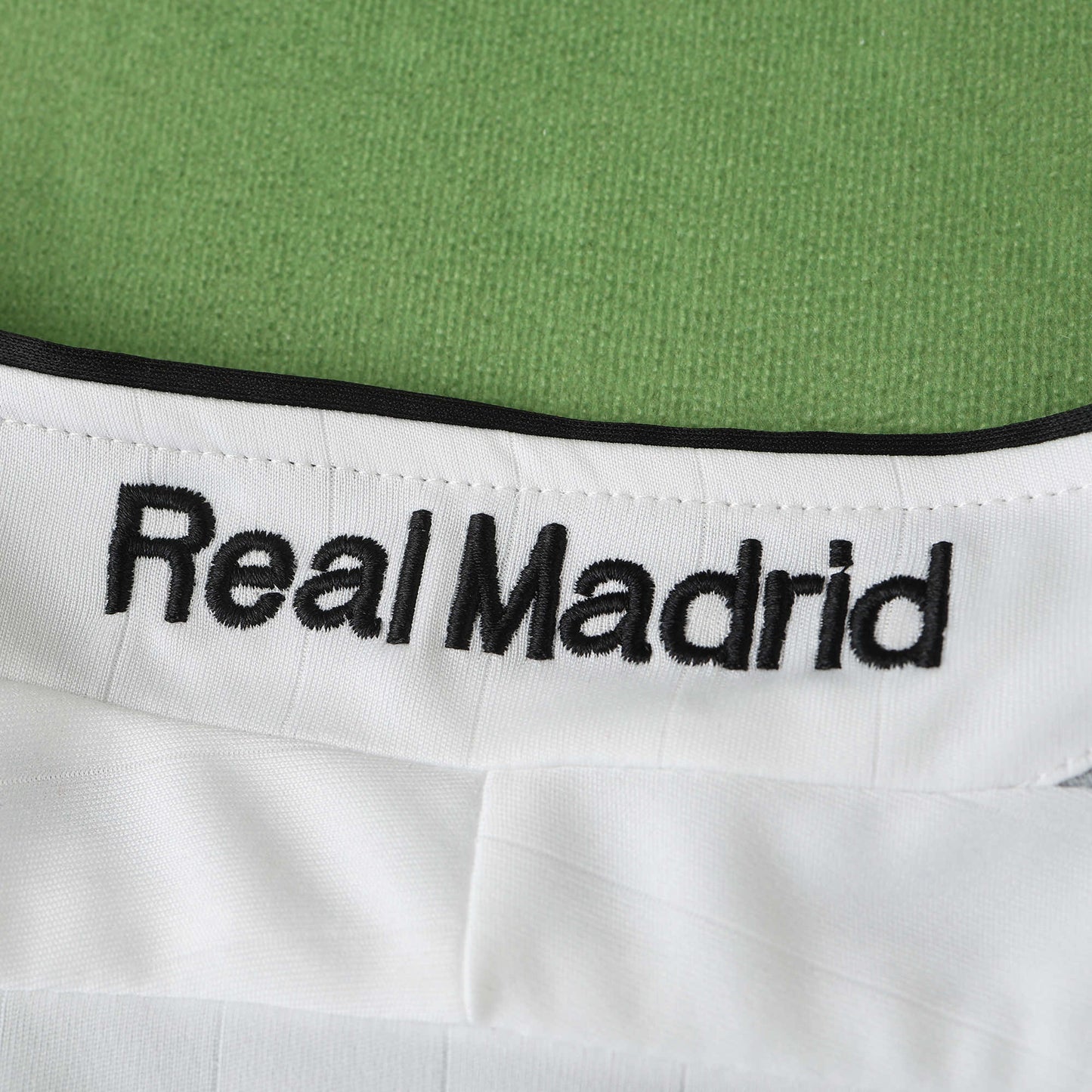 Real Madrid 2006/07 Home Jersey - Retro Edition - The Jersey Vault