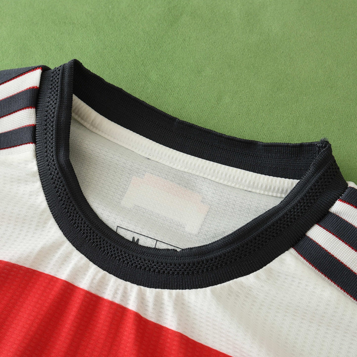 Manchester United 2024/25 Longsleeved Third Jersey - Fan Edition