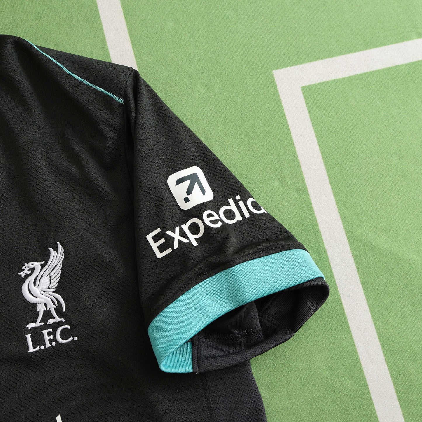Liverpool 2024/25 Away Jersey - Fan Edition