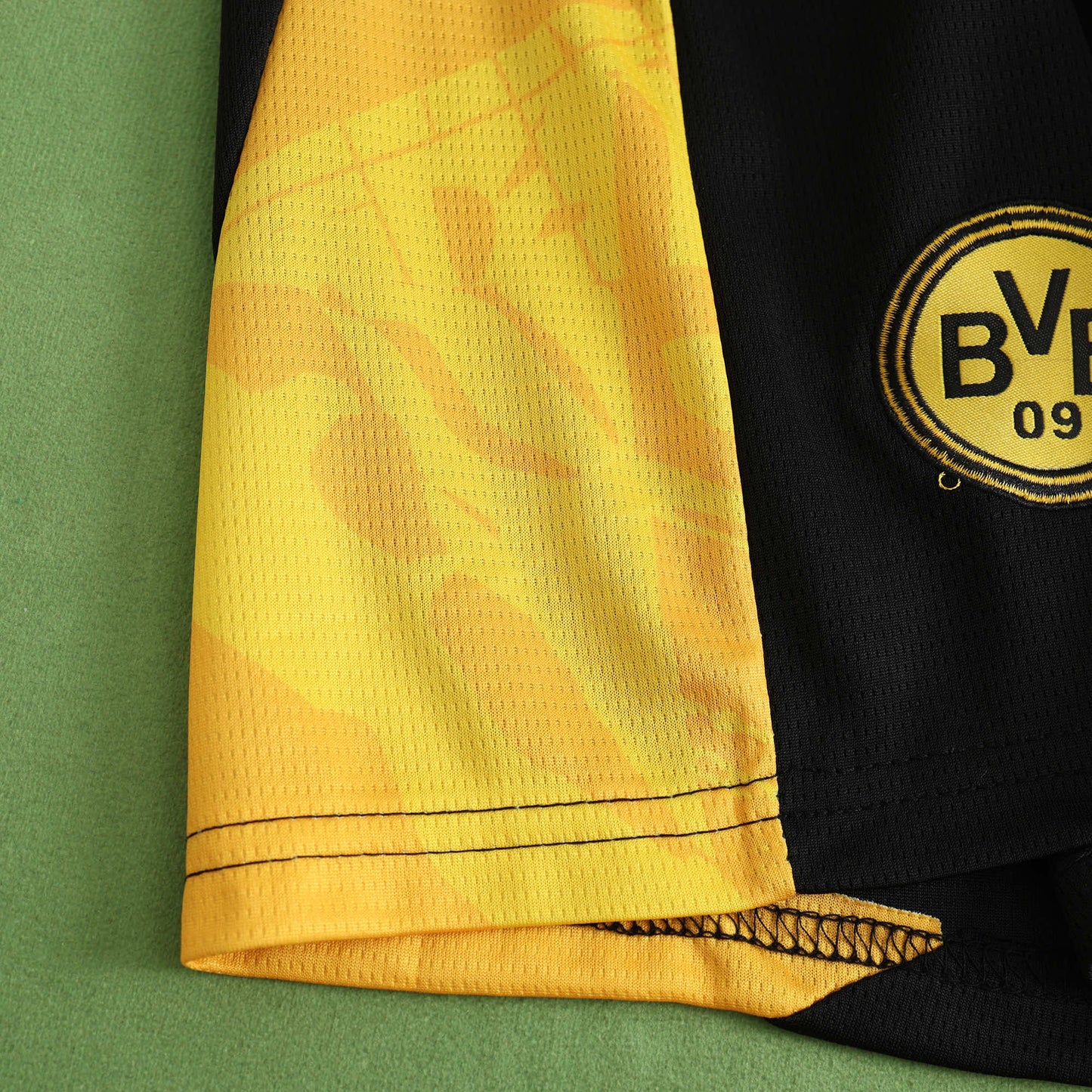 Borussia Dortmund 2023/24 Special Kit - Fan Edition (Kids) - The Jersey Vault