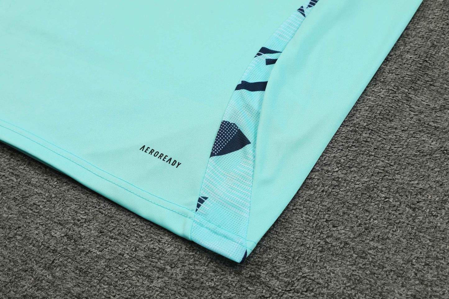 Real Madrid 2024/25 Training Vest Tracksuit (teal)