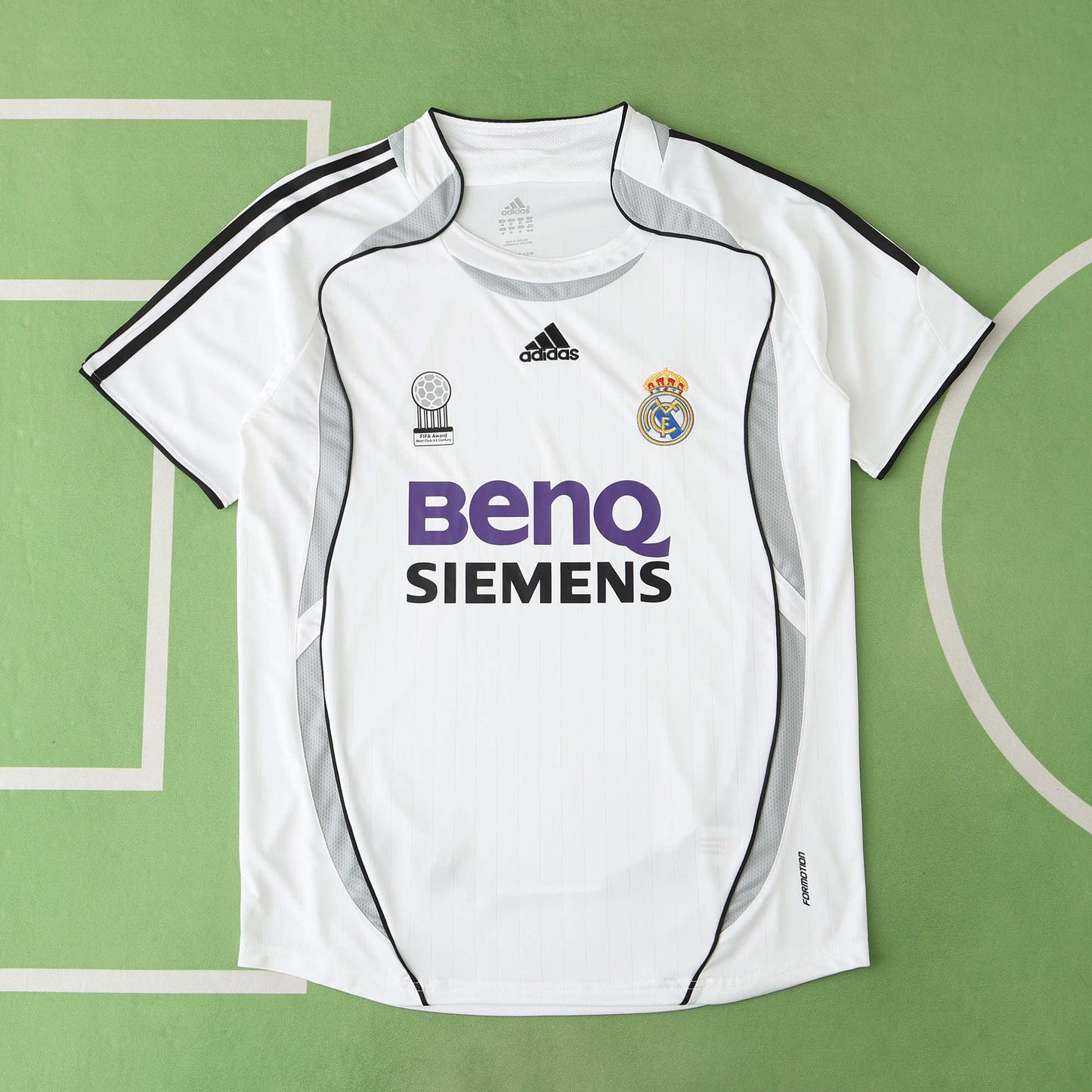 Real Madrid 2006/07 Home Jersey - Retro Edition - The Jersey Vault