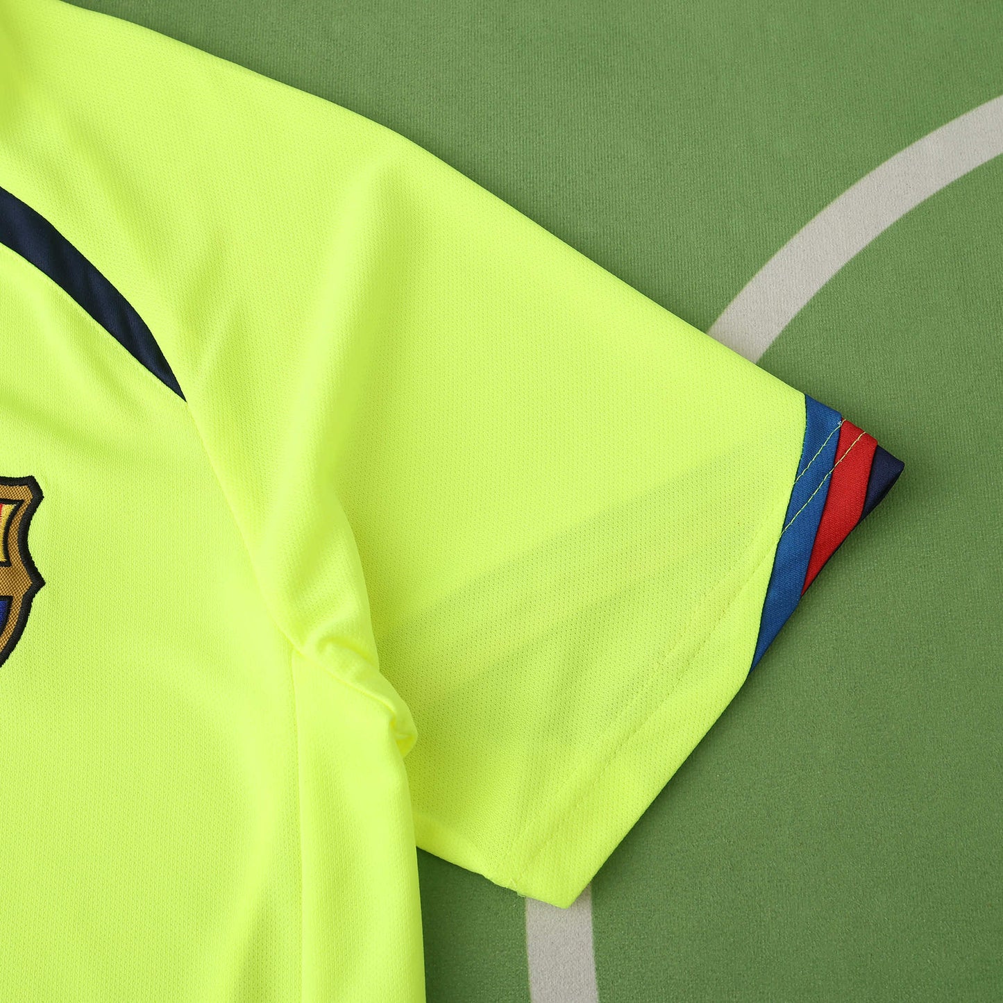 FC Barcelona 2005/06 Away Jersey - Retro Edition