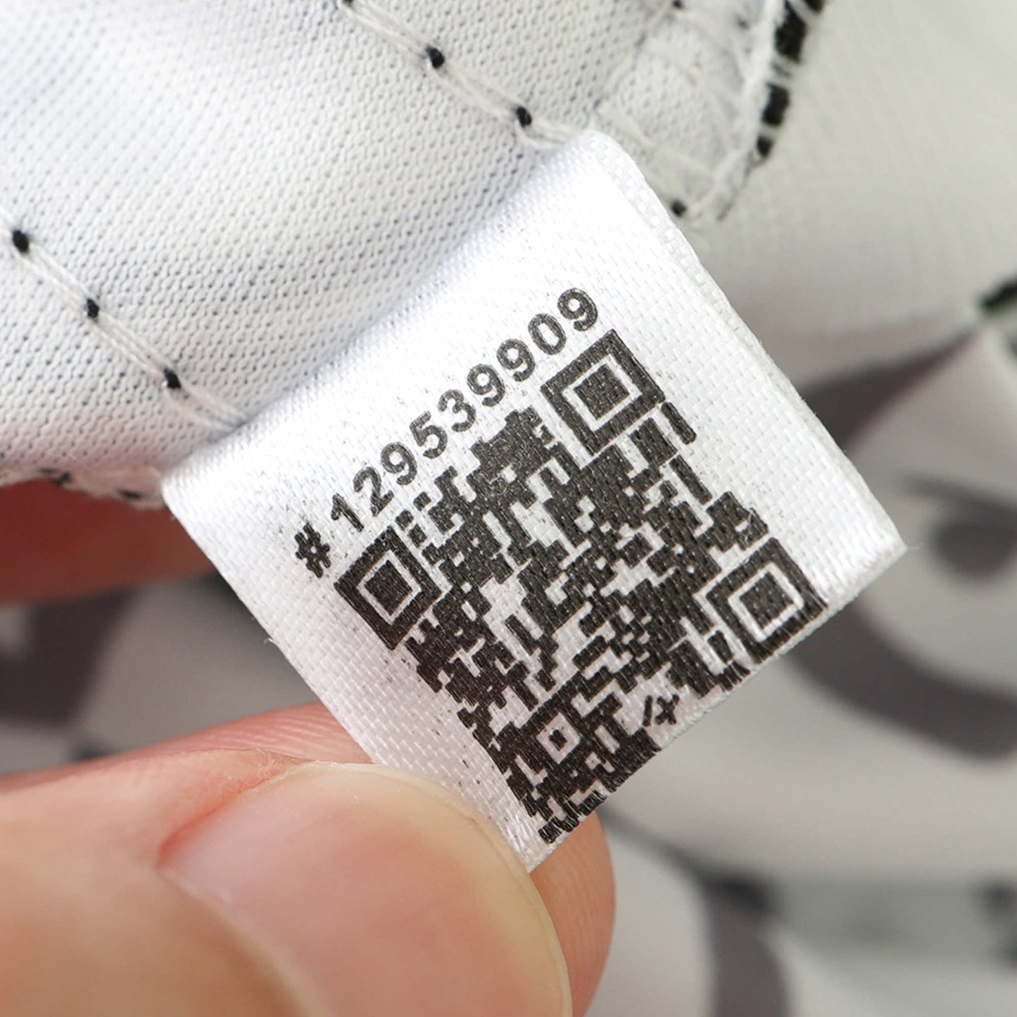 Real Madrid 2024/25 Madridistas Jersey - Special Edition (White)