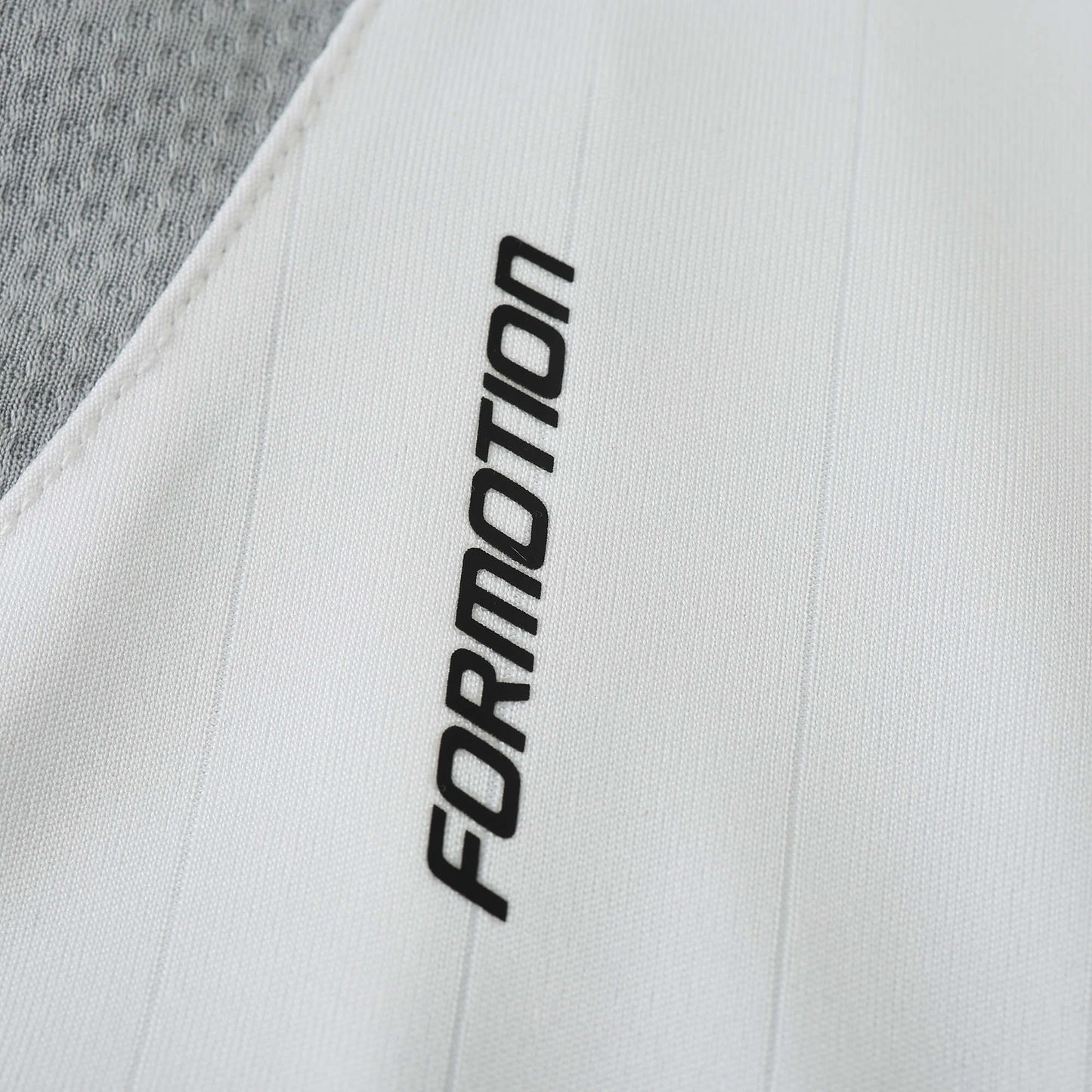 Real Madrid 2006/07 Home Jersey - Retro Edition - The Jersey Vault