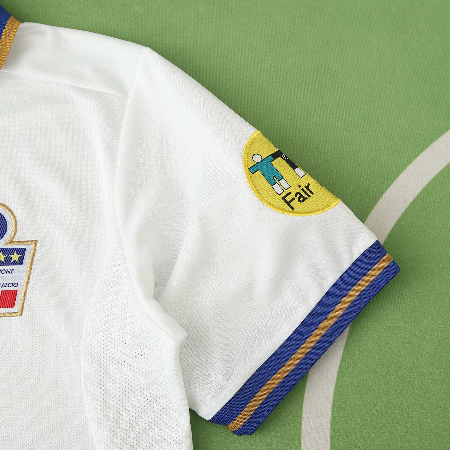 Italy 1996/97 Away Jersey - Retro Edition